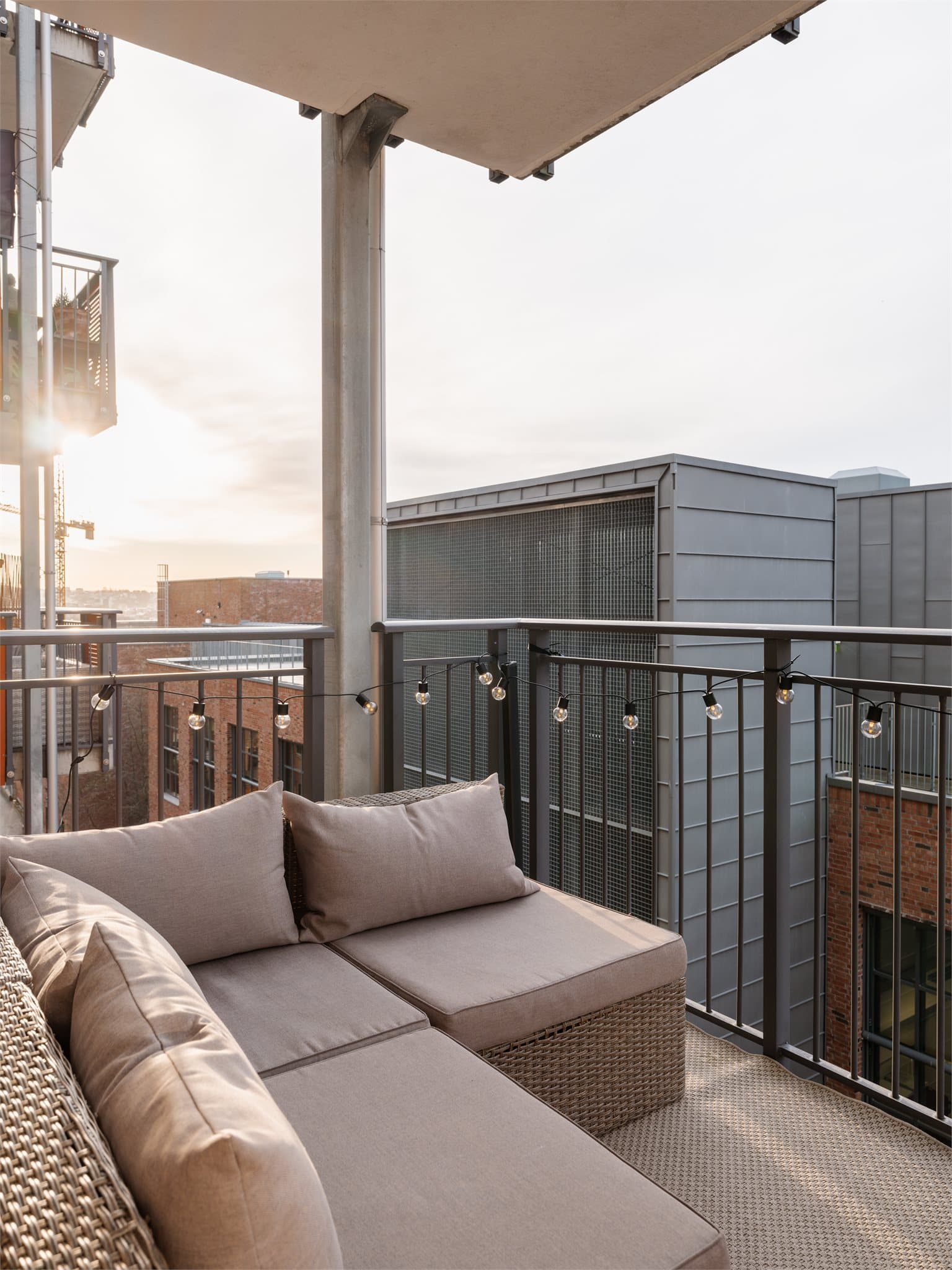 Her kan du innrede med sittegruppe, lounge eller hva enn du måtte ønske.