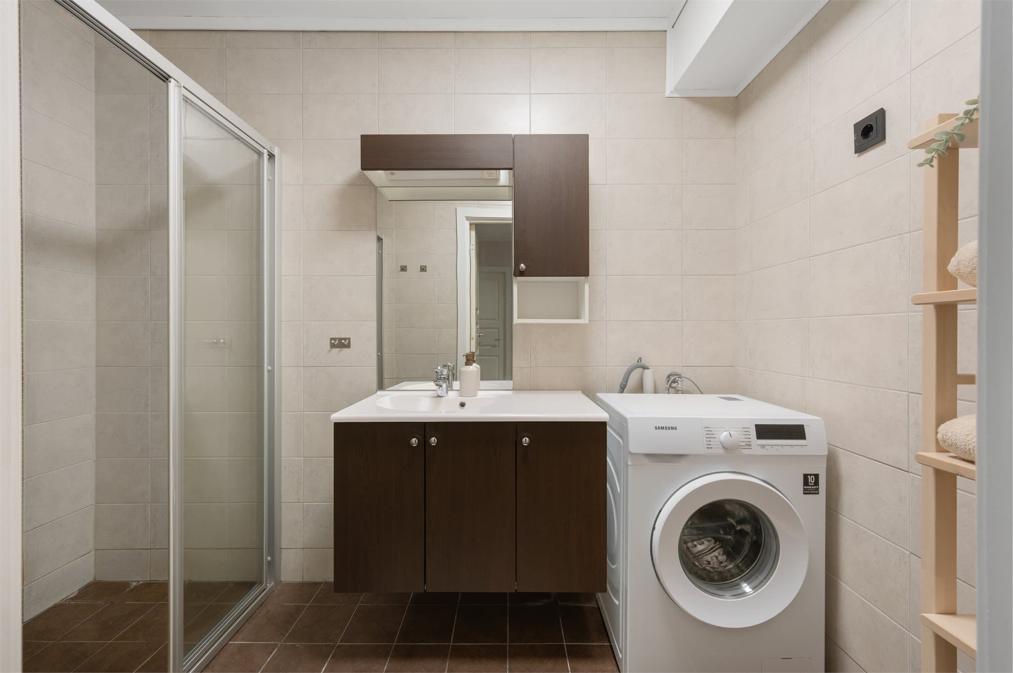 Helfliset bad som måler 4,3 m²
