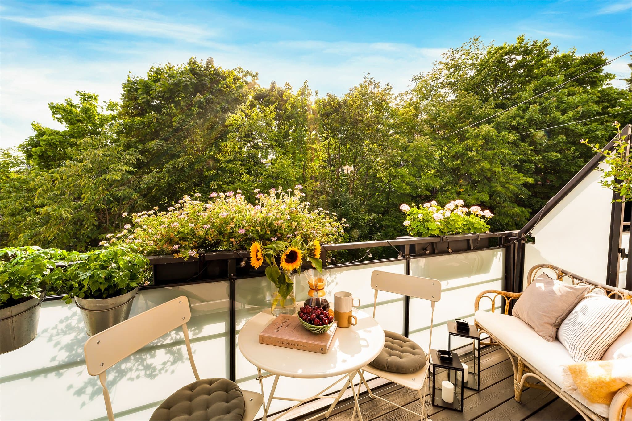 Emera Eiendomsmegling ønsker velkommen til Evald Ryghs Gate 16 A! (Sommerbilde fra tidligere salg)