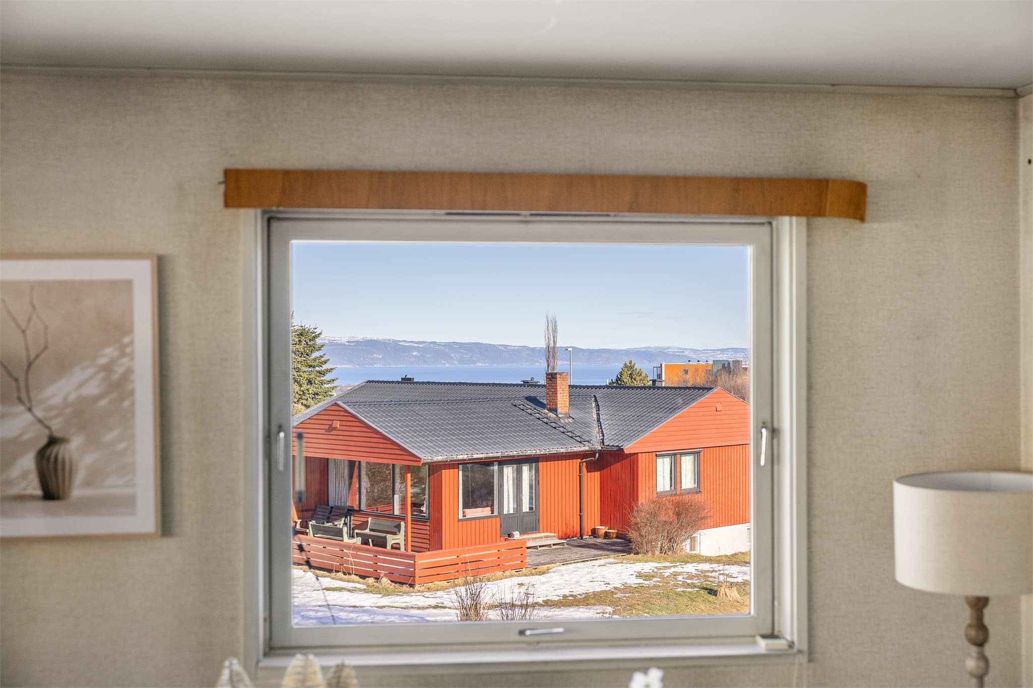 Utsikt fra stue.