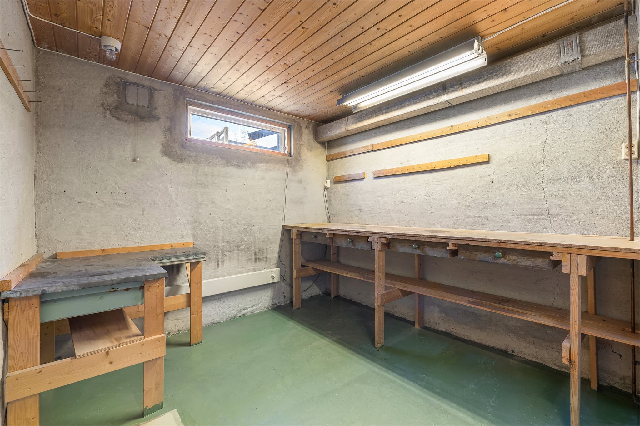 Bod 1 er på 11 m² og blitt brukt som verksted.