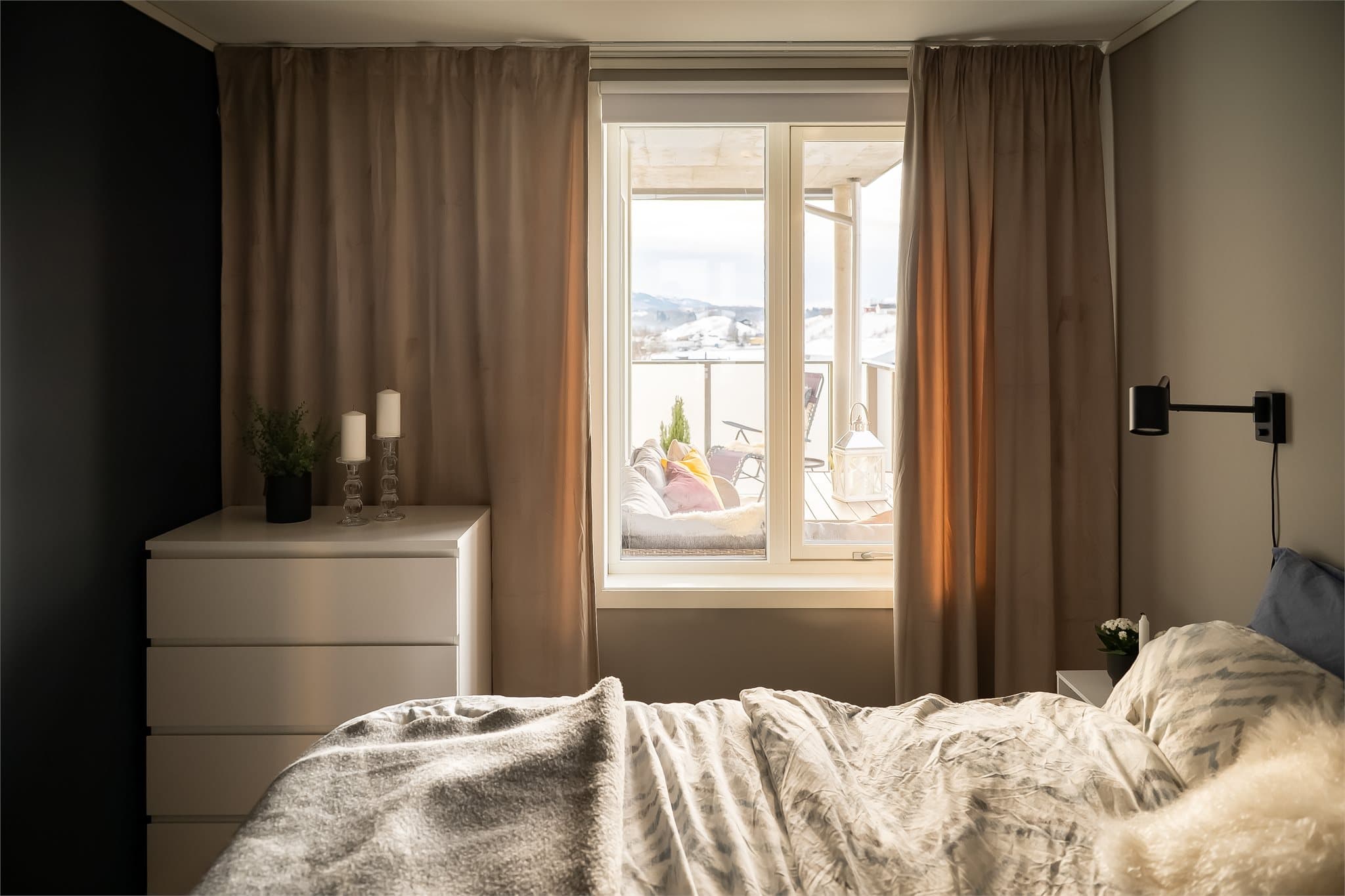 Hovedsoverommet måler hele 12 kvm og kan enkelt innredes etter ønske og behov.