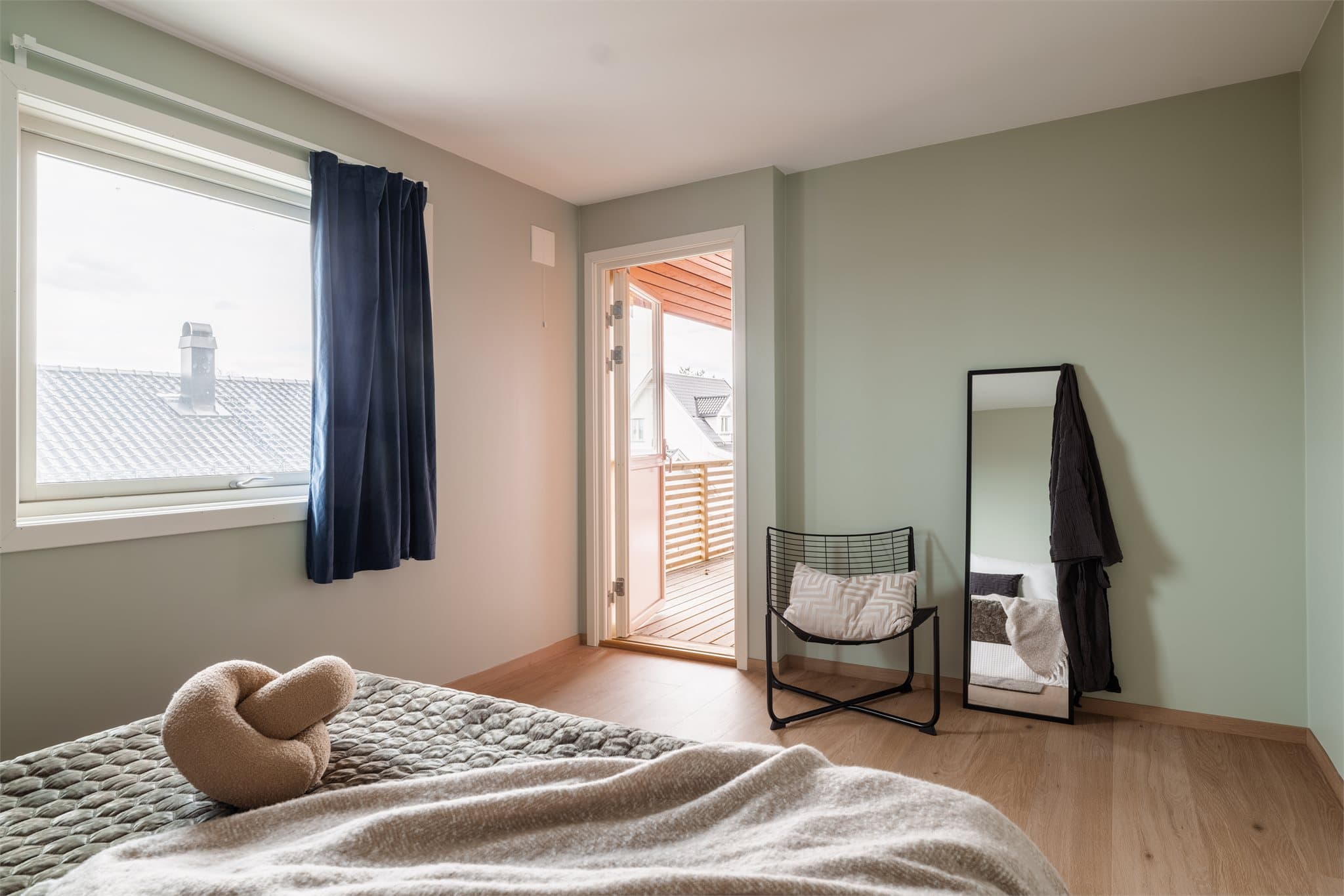 Direkte tilgang til uteplassen fra soverommet.