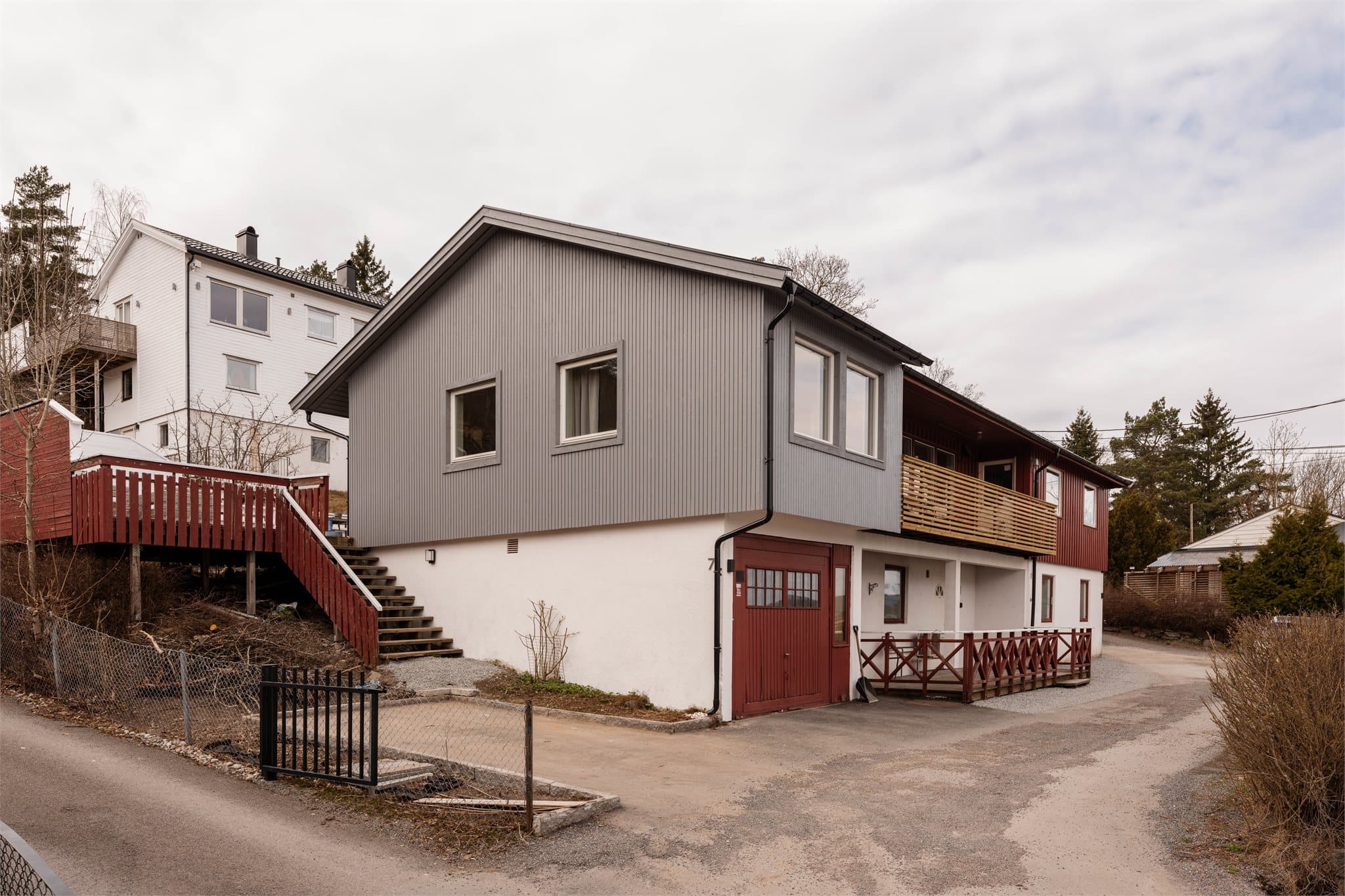 Milad Alexander Sabori v. Emera Eiendomsmegling ønsker velkommen til Vårveien 71.