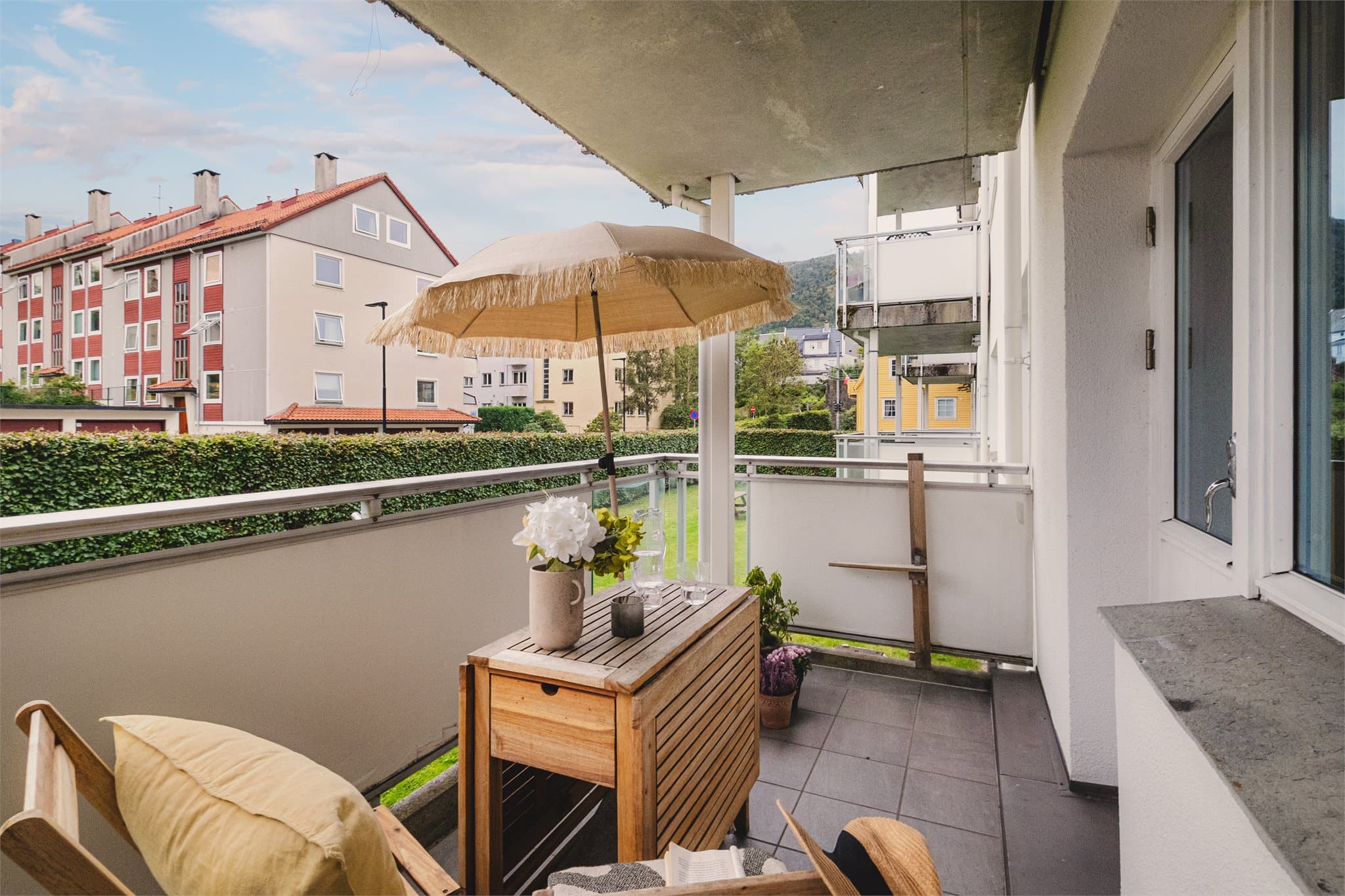 - Altanen måler 7,4m² -