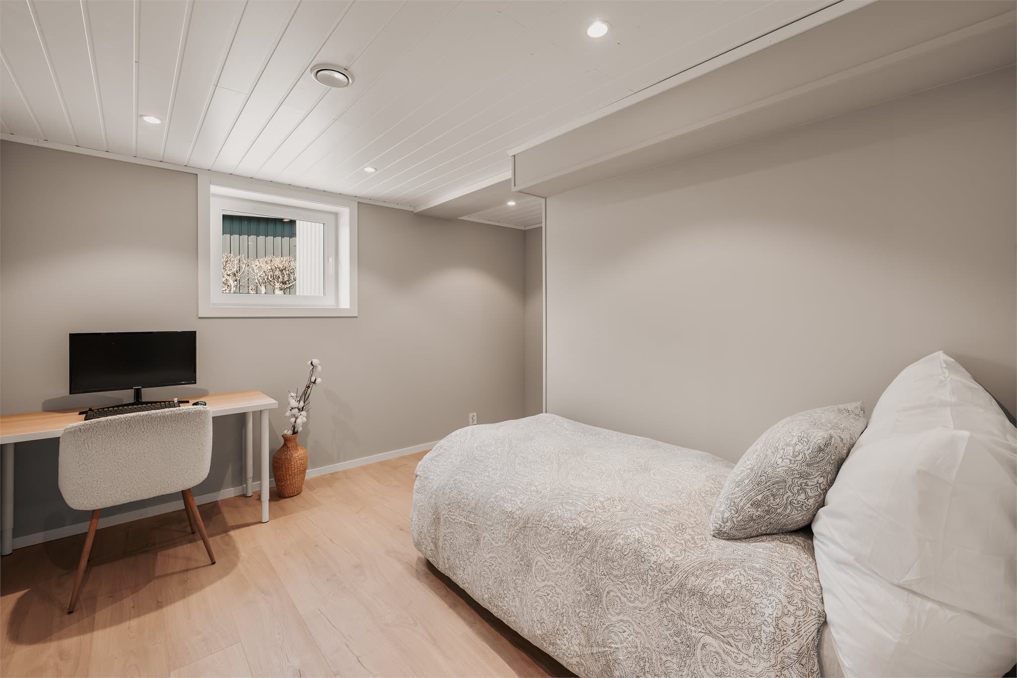 Soverom 6 - Dette soverommet er også av god størrelse.