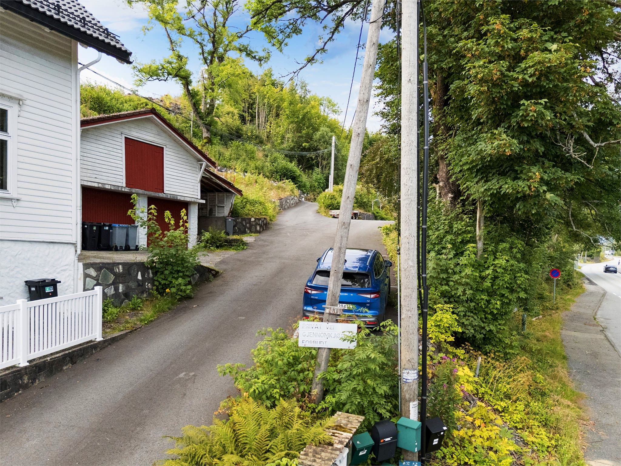 - Nå kan du sikre deg en tomt på 1 691m² med sentral beliggenhet på Midtun -