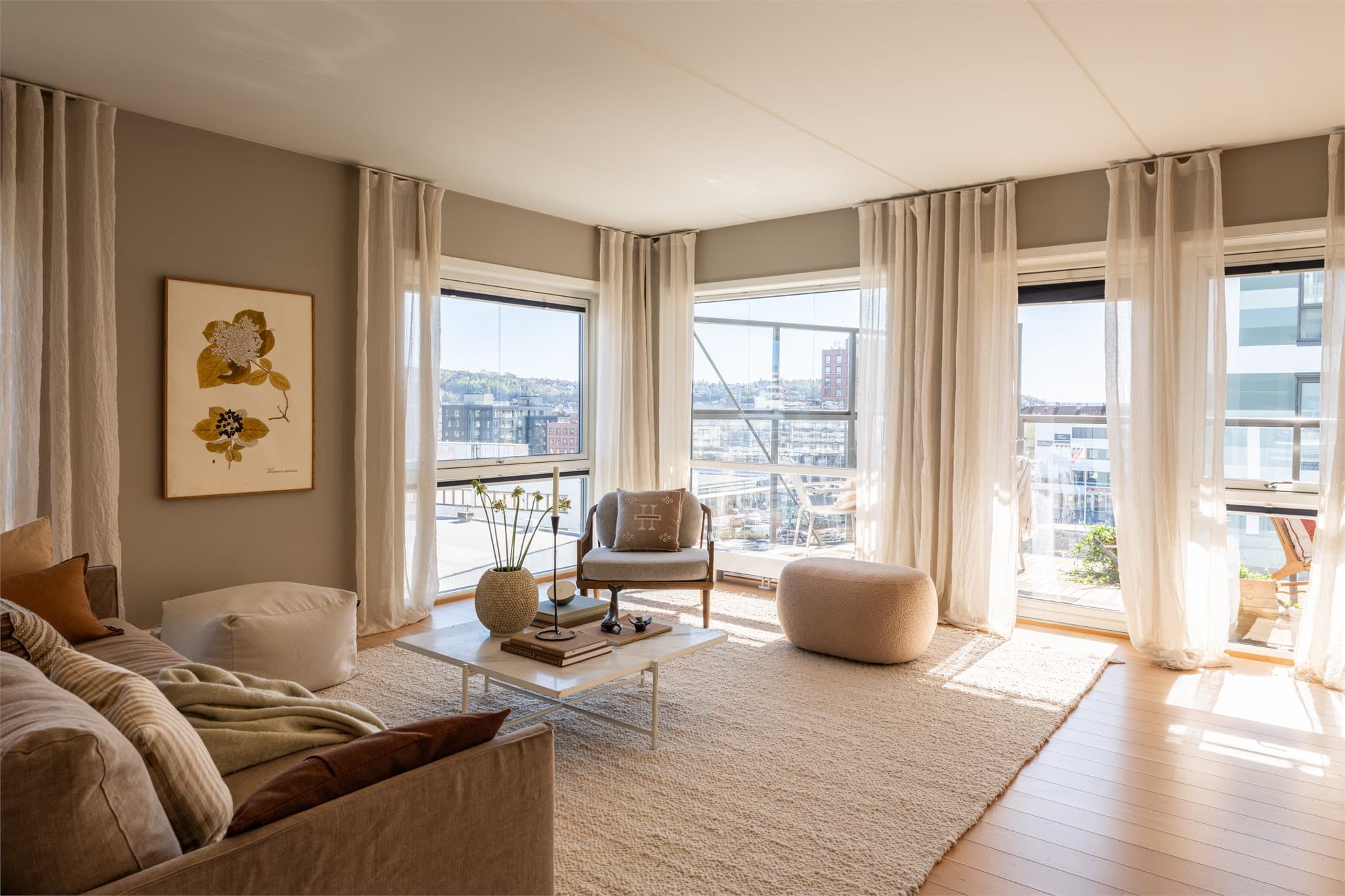 Emir Resulbegovic v. Emera Eiendomsmegling ønsker velkommen til Sigurd Hoels vei 11!