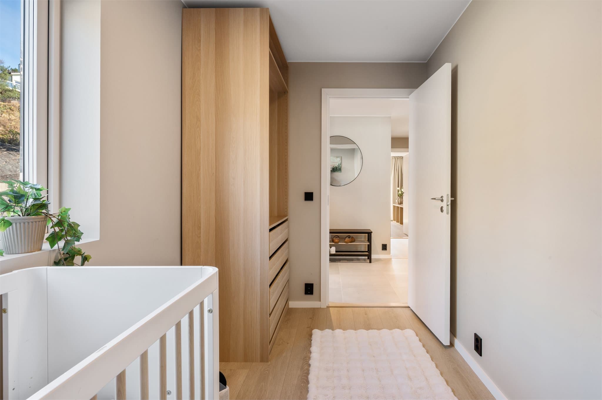 - Sporte lysbrytere som sørger for et lekkert uttrykk! -