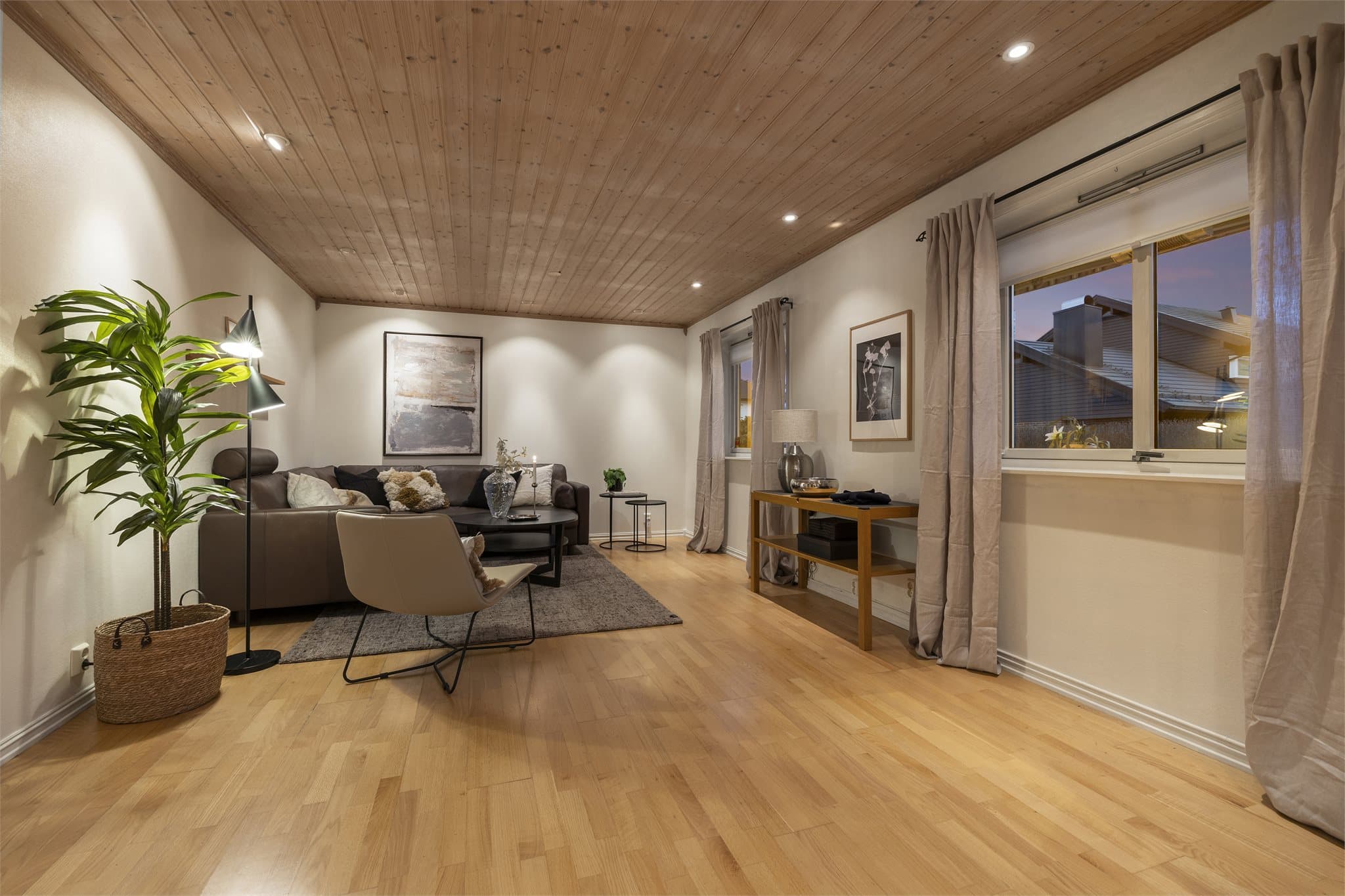 Stue og spisestue ble oppgradert i 2004.