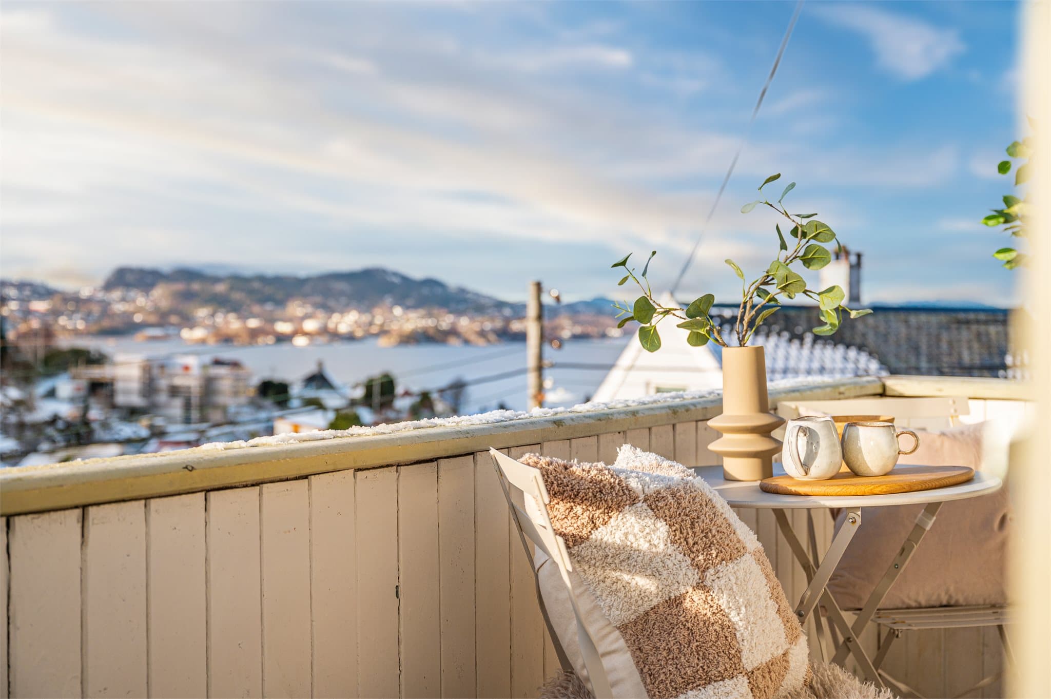 - Balkongen måler 4,8m² -