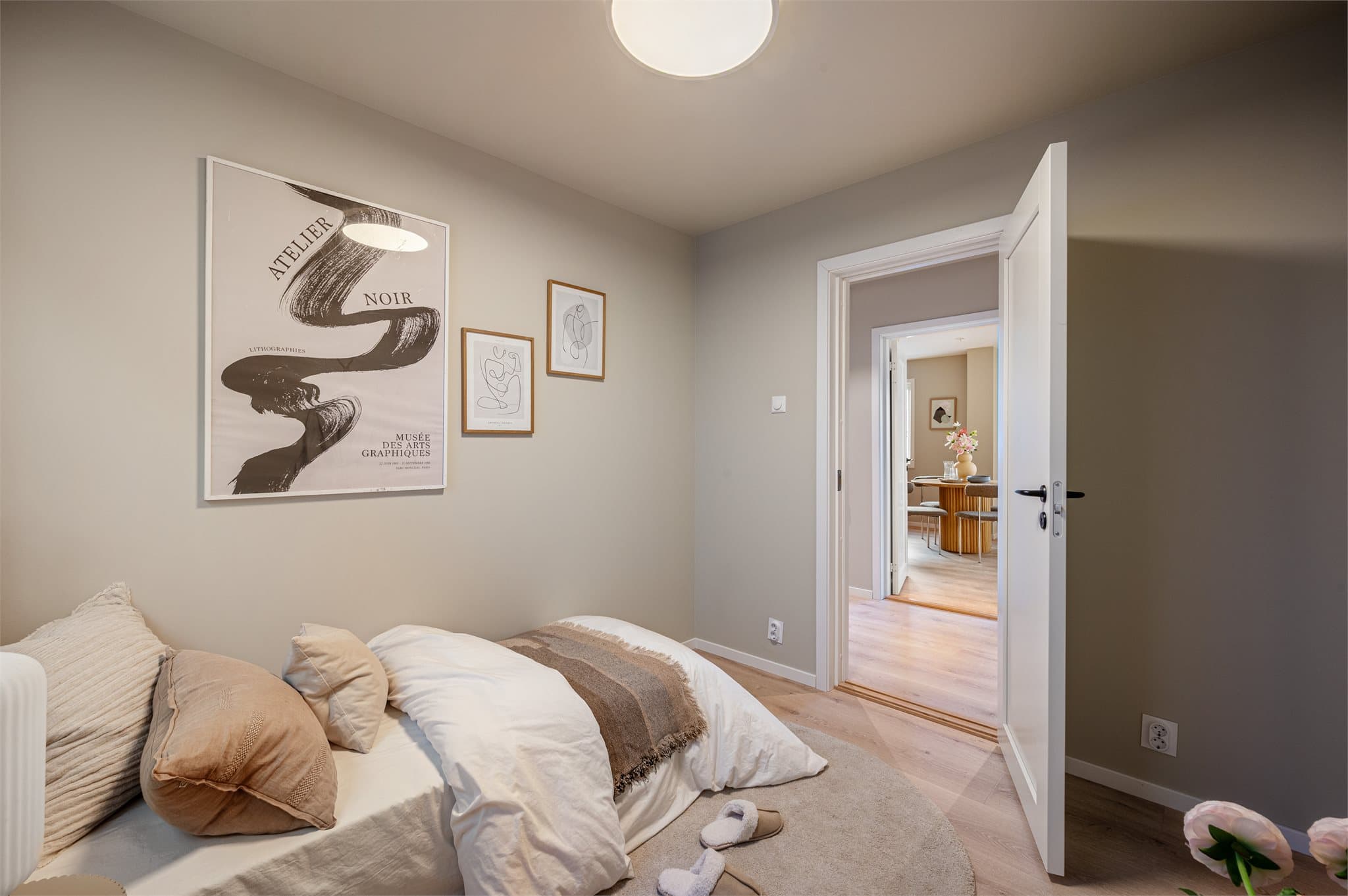 - Passer perfekt som barne- eller gjesterom -