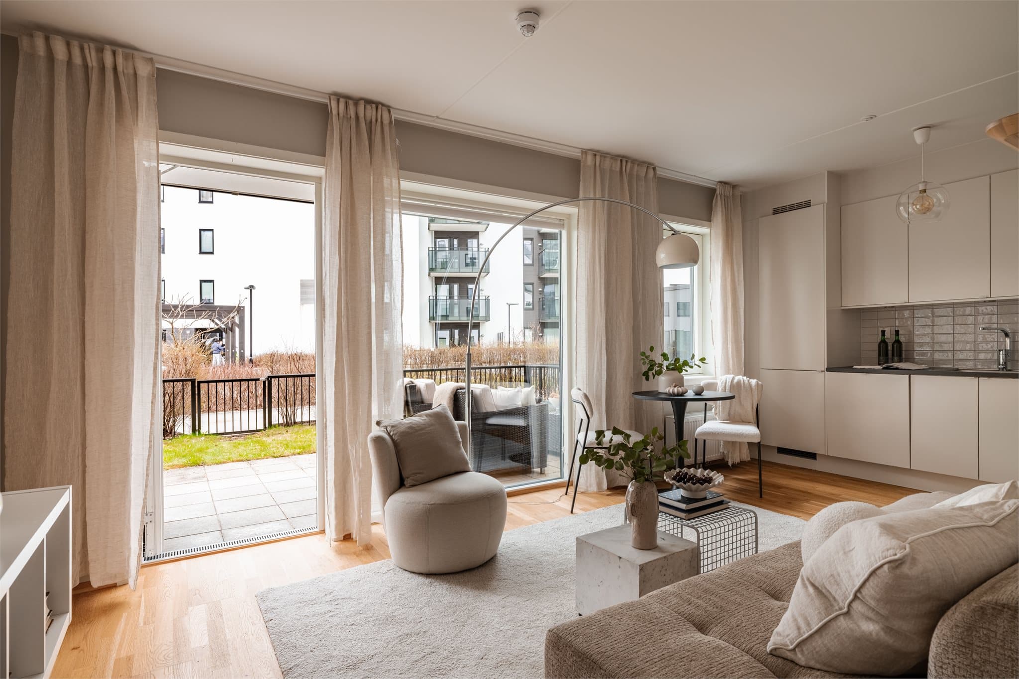 Milad Alexander Sabori v. Emera Eiendomsmegling ønsker velkommen til Mørtelverksbakken 15.