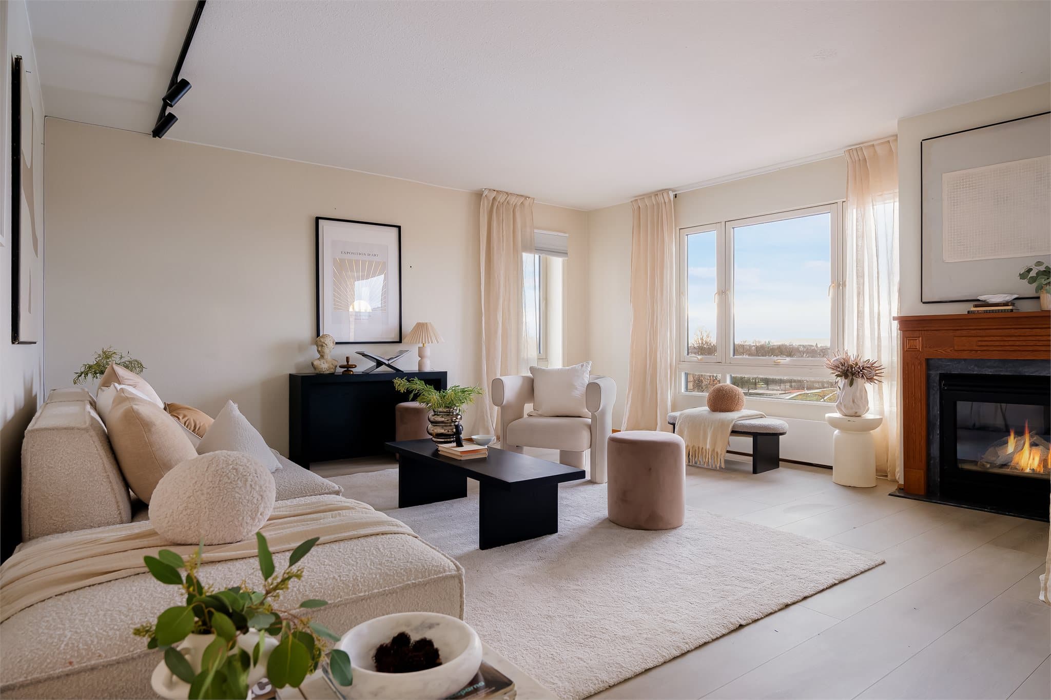 Her presenteres en selveierleilighet med et betydelig potensial, i et av Majorstuas mest etterspurte områder.