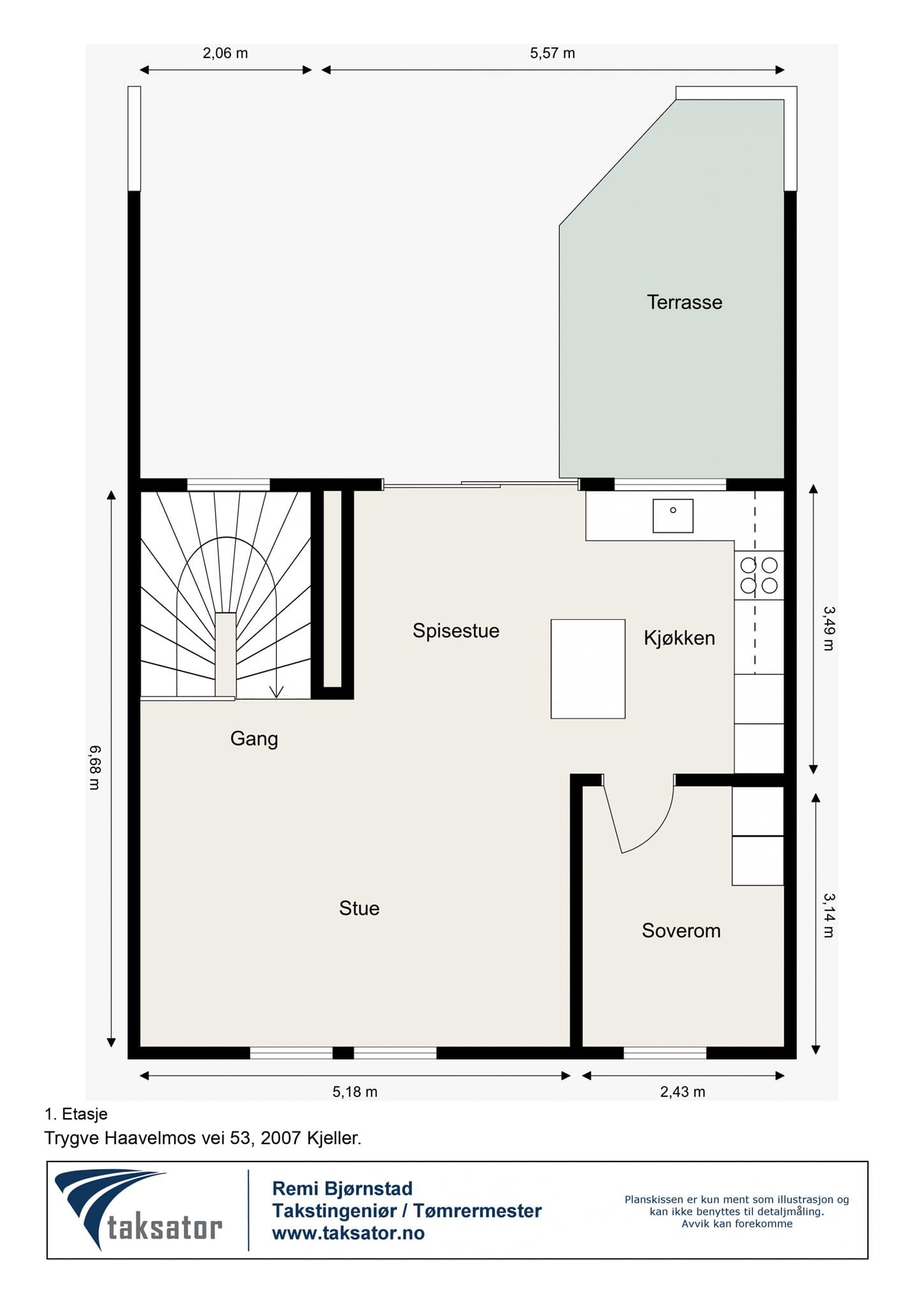 Første etasje har en sosial, åpen løsning for stue og kjøkken, samt et soverom/kontor.