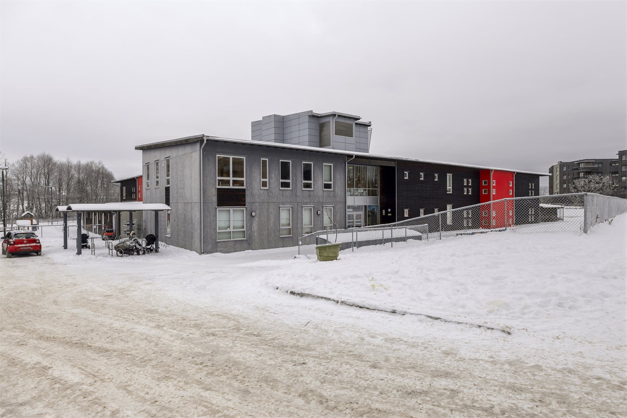 Riisløkka barnehage ligger kun 3 minutters gange fra boligen.