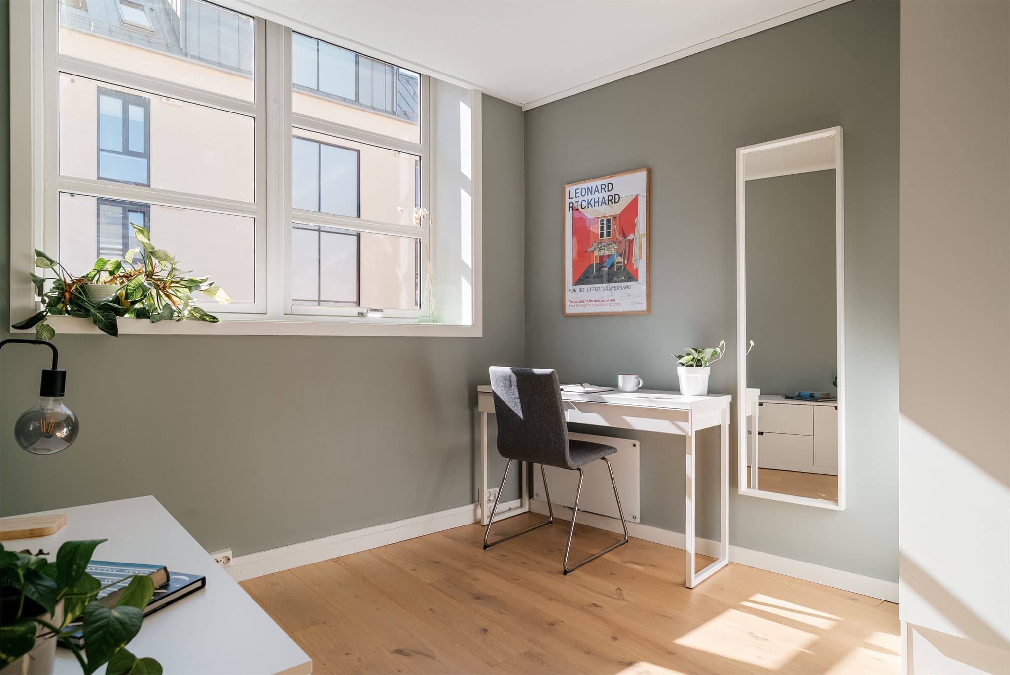 Rommene kan enkelt innredes etter ønske og behov, både som soverom, kontor eller hobbyrom.