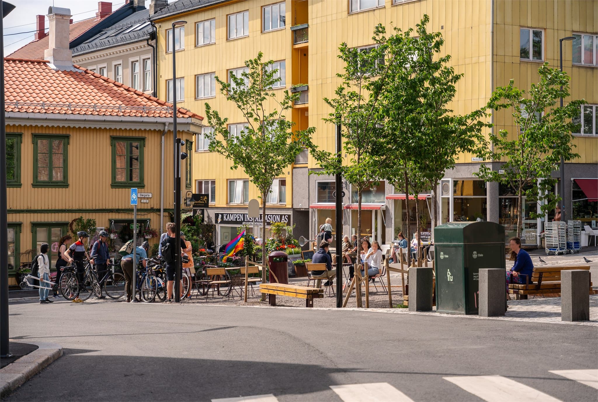Kampen, med sine hyggelige uteserveringer og gode servicetilbud, ligger en kort spasertur unna.