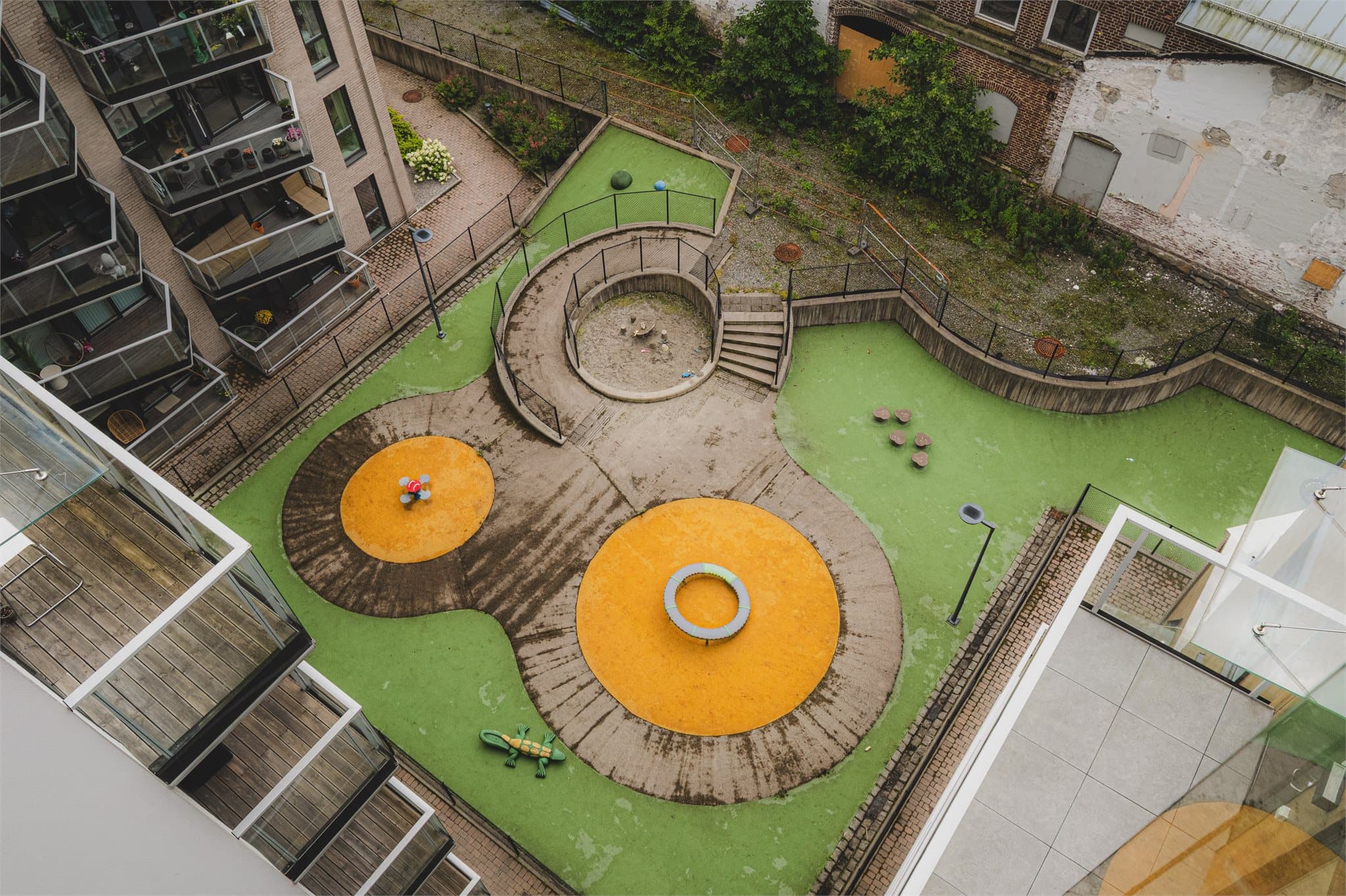- Flott lekeplass på sameiets fellesareal -