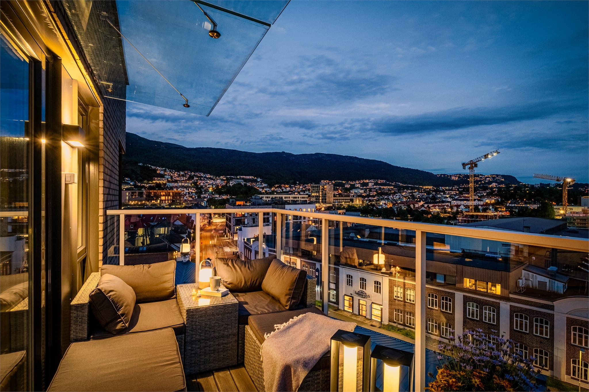 - Nyt en langstrakt utsikt over Bergen -