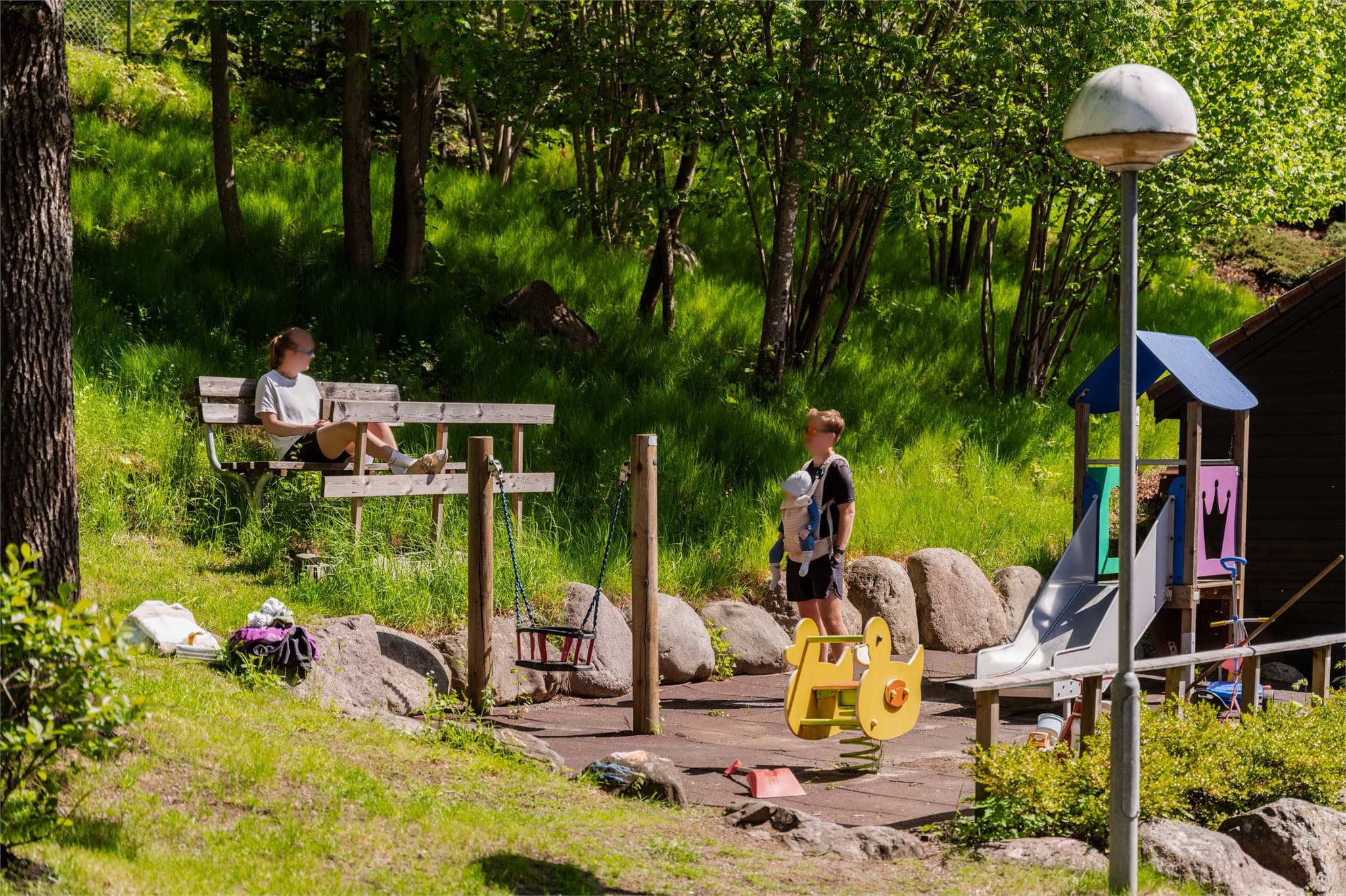 Området er barnevennlig med lekeplass på fellesområdet.