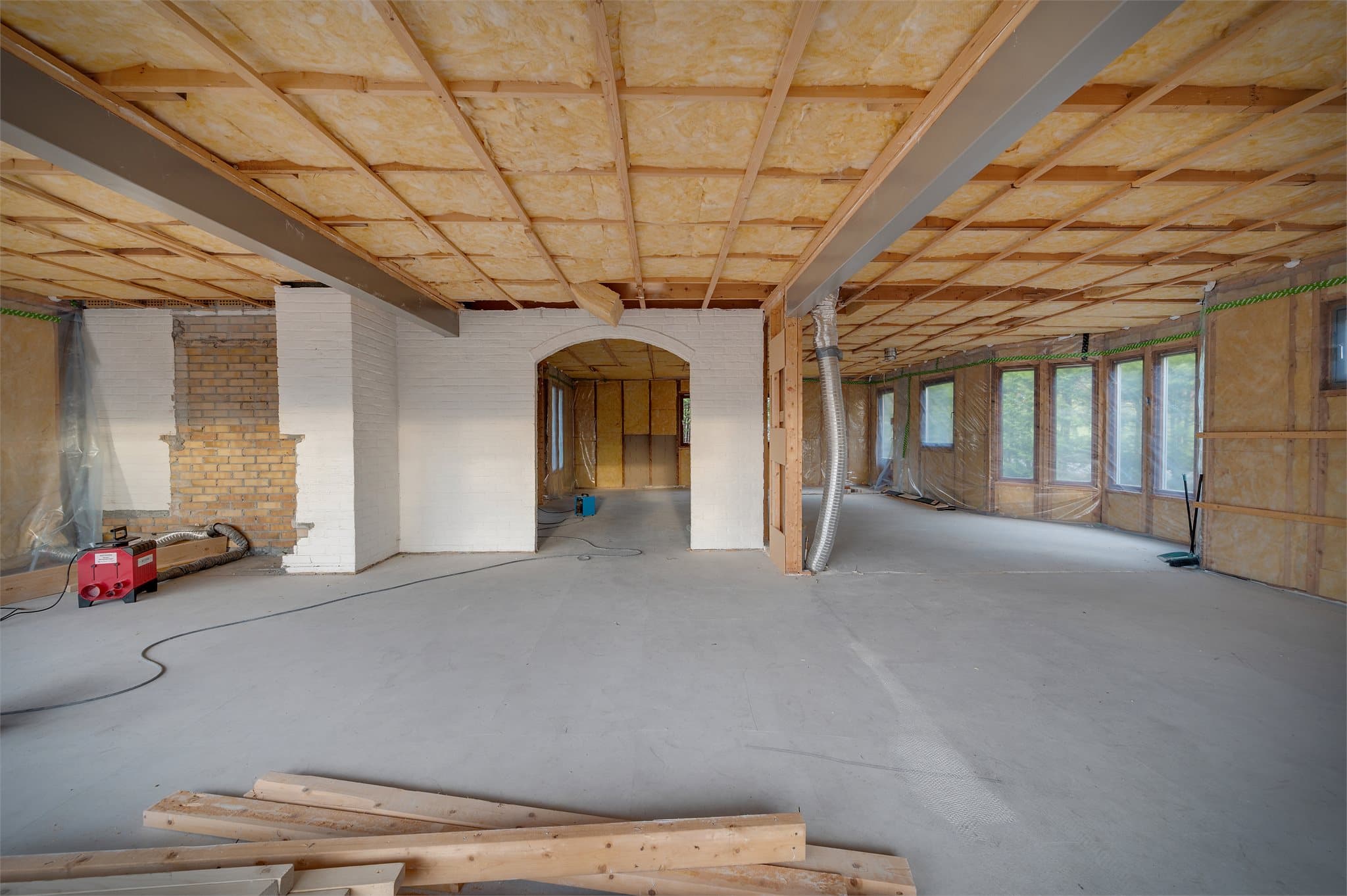 - Emera eiendomsmegling v/Erlend Stokmo har gleden av å presentere Tjørnhaugen 76 -