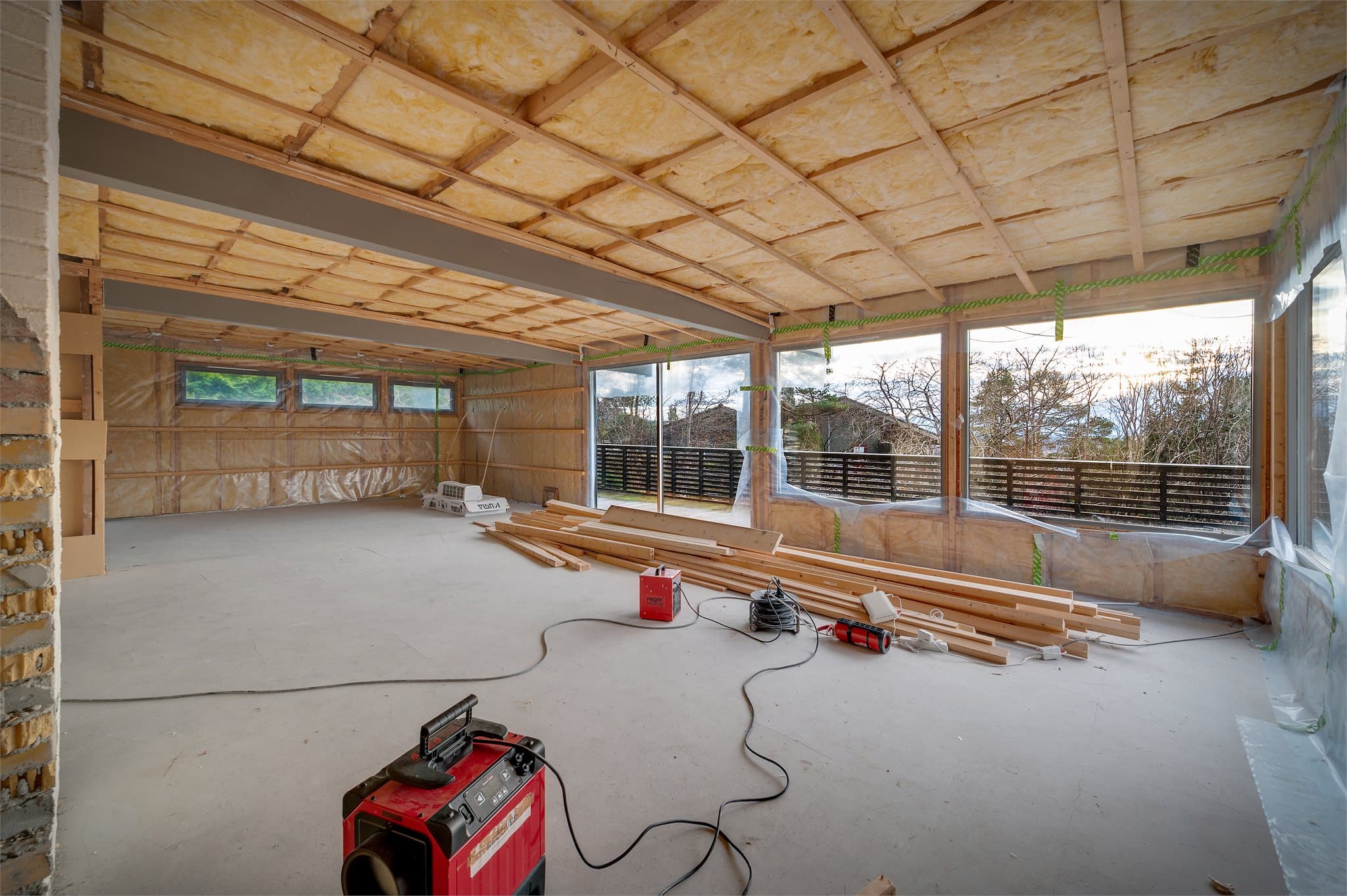 - Emera eiendomsmegling v/Erlend Stokmo har gleden av å presentere Tjørnhaugen 76 -