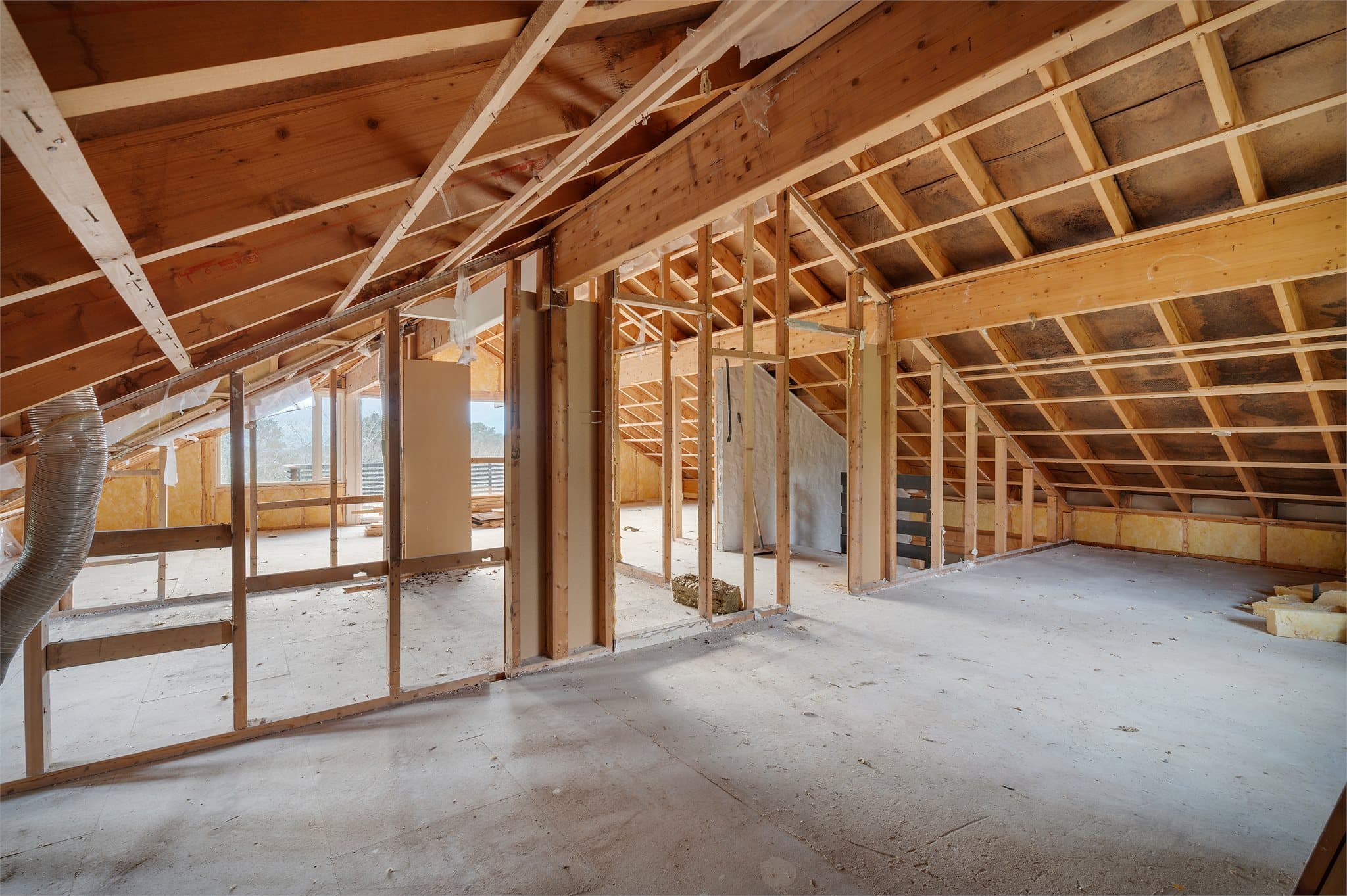 - Emera eiendomsmegling v/Erlend Stokmo har gleden av å presentere Tjørnhaugen 76 -