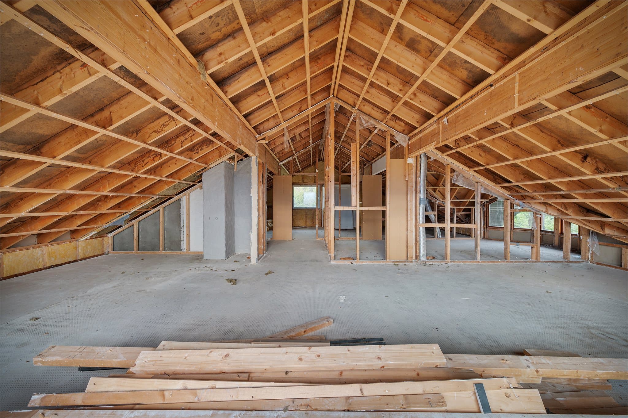 - Emera eiendomsmegling v/Erlend Stokmo har gleden av å presentere Tjørnhaugen 76 -