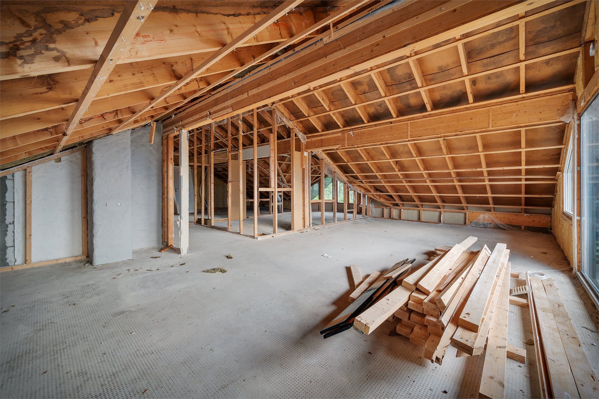 - Emera eiendomsmegling v/Erlend Stokmo har gleden av å presentere Tjørnhaugen 76 -