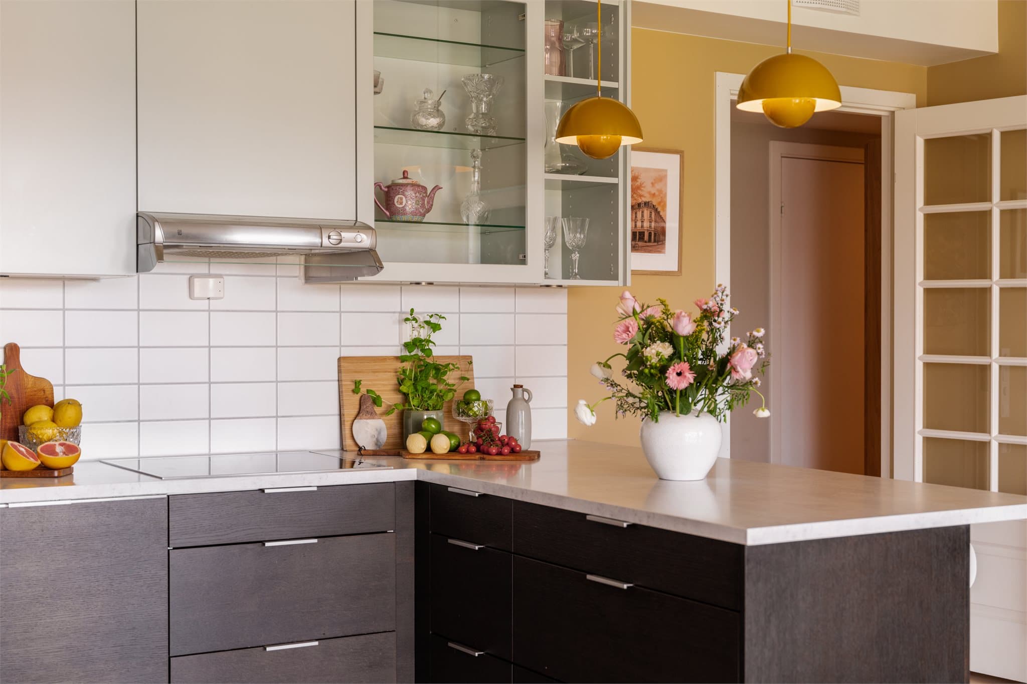 Kjøkkenet er fra Sigdal med laminat benkeplate.