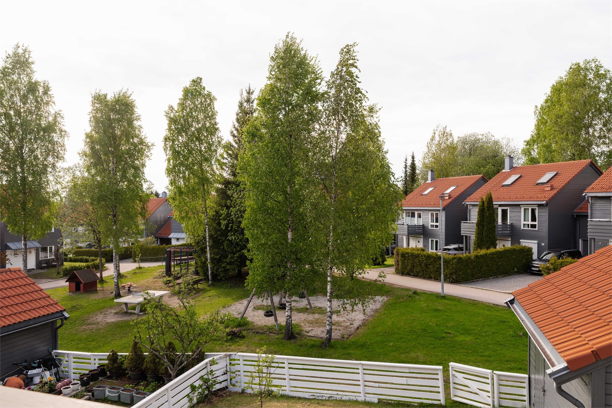 Et familievennlig hjem med attraktiv beliggemhet.