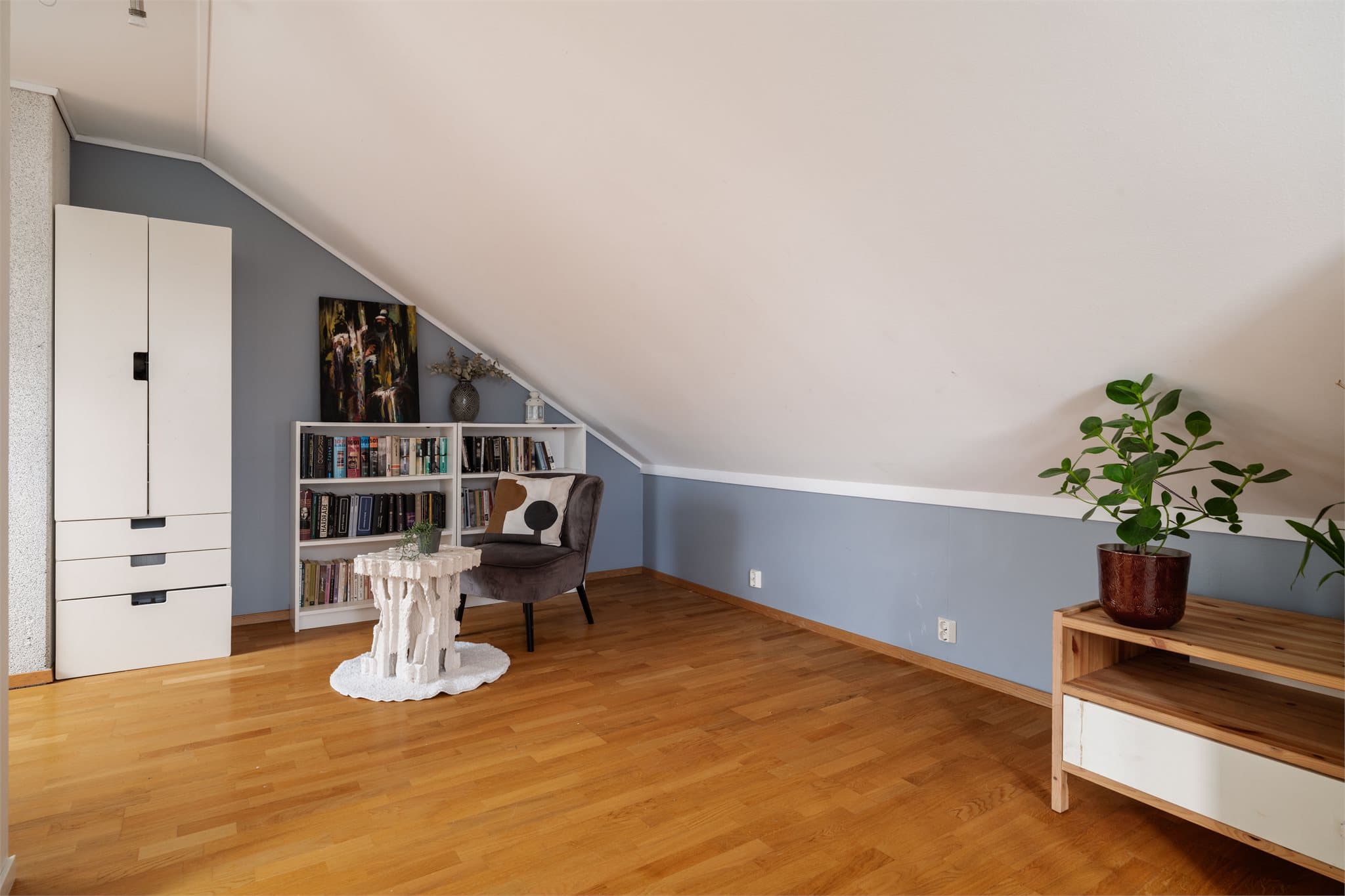 Loftstue med mange bruksmuligheter.