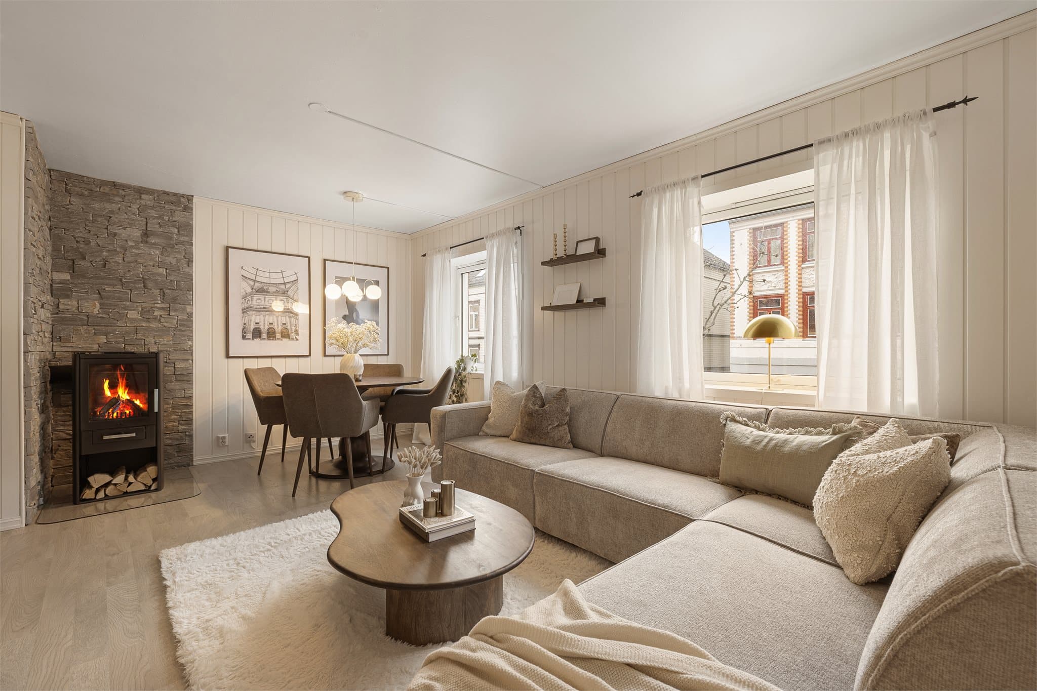 Emera Eiendomsmegling ved Adrian Dyrstad har gleden av å presentere Nedre Møllenberg gate 87B! Fotograf: Julian Nonstad / Nonstad foto.