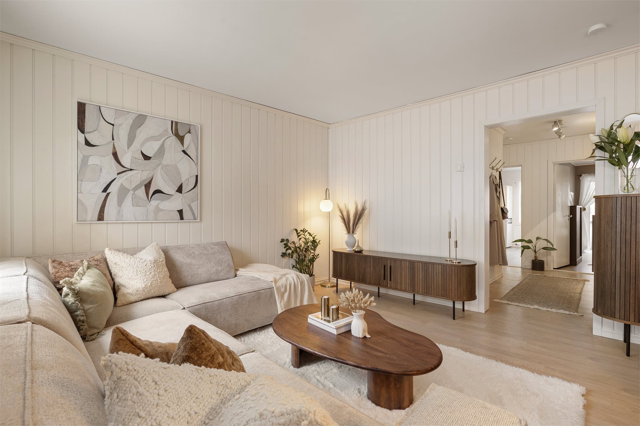 Har har du gjennomgående god standard i hele boligen.