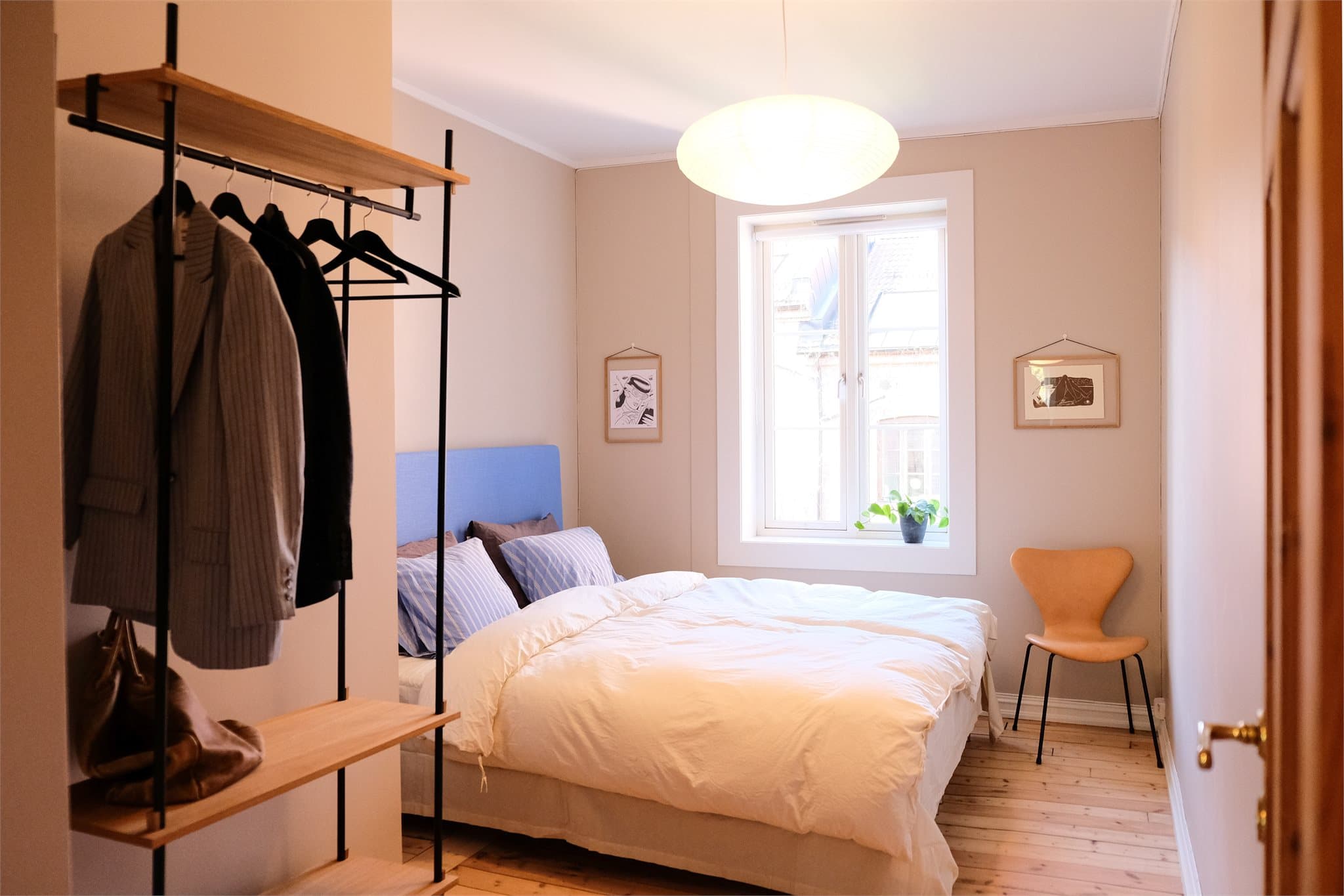 Soverom 2 er også av svært god størrelse på ca. 11 m².