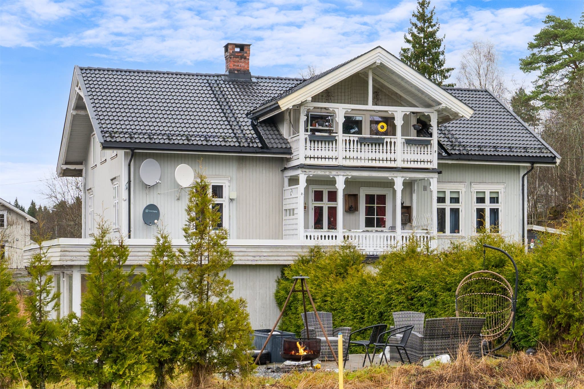 Leiligheten finner du i husets 3. etasje.