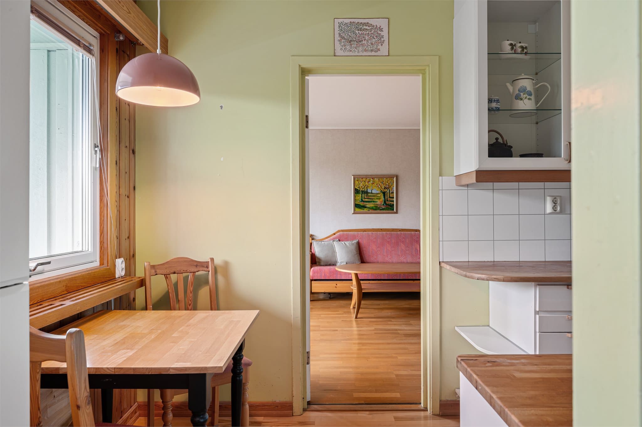 - Kjøkkenet måler 8,7m² -