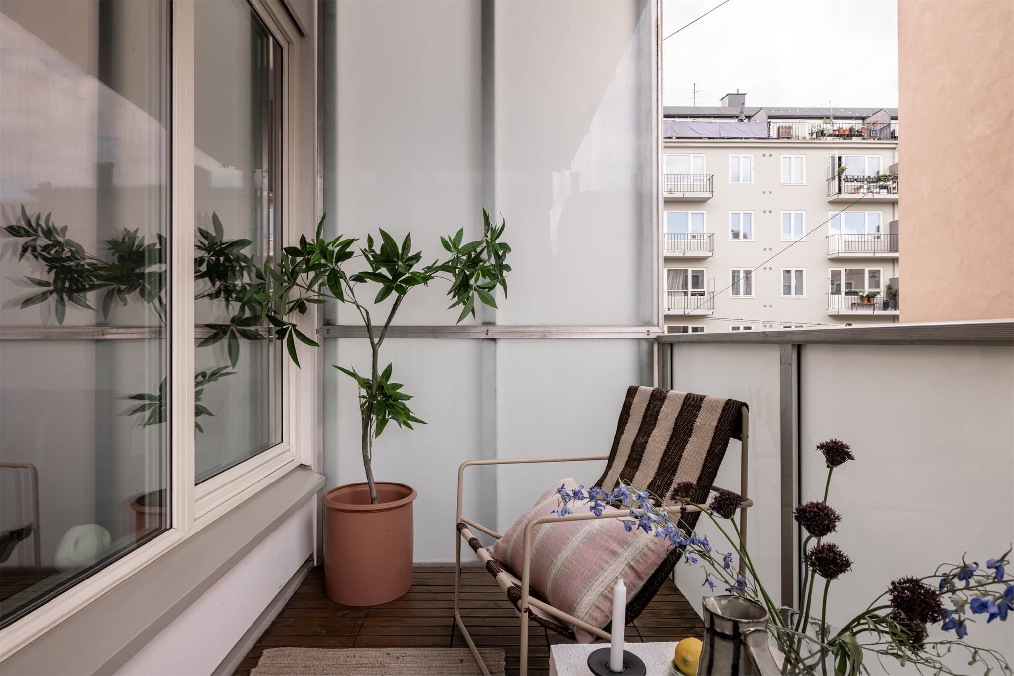 Nærhet til de fleste fasiliteter som byen har å tilby.