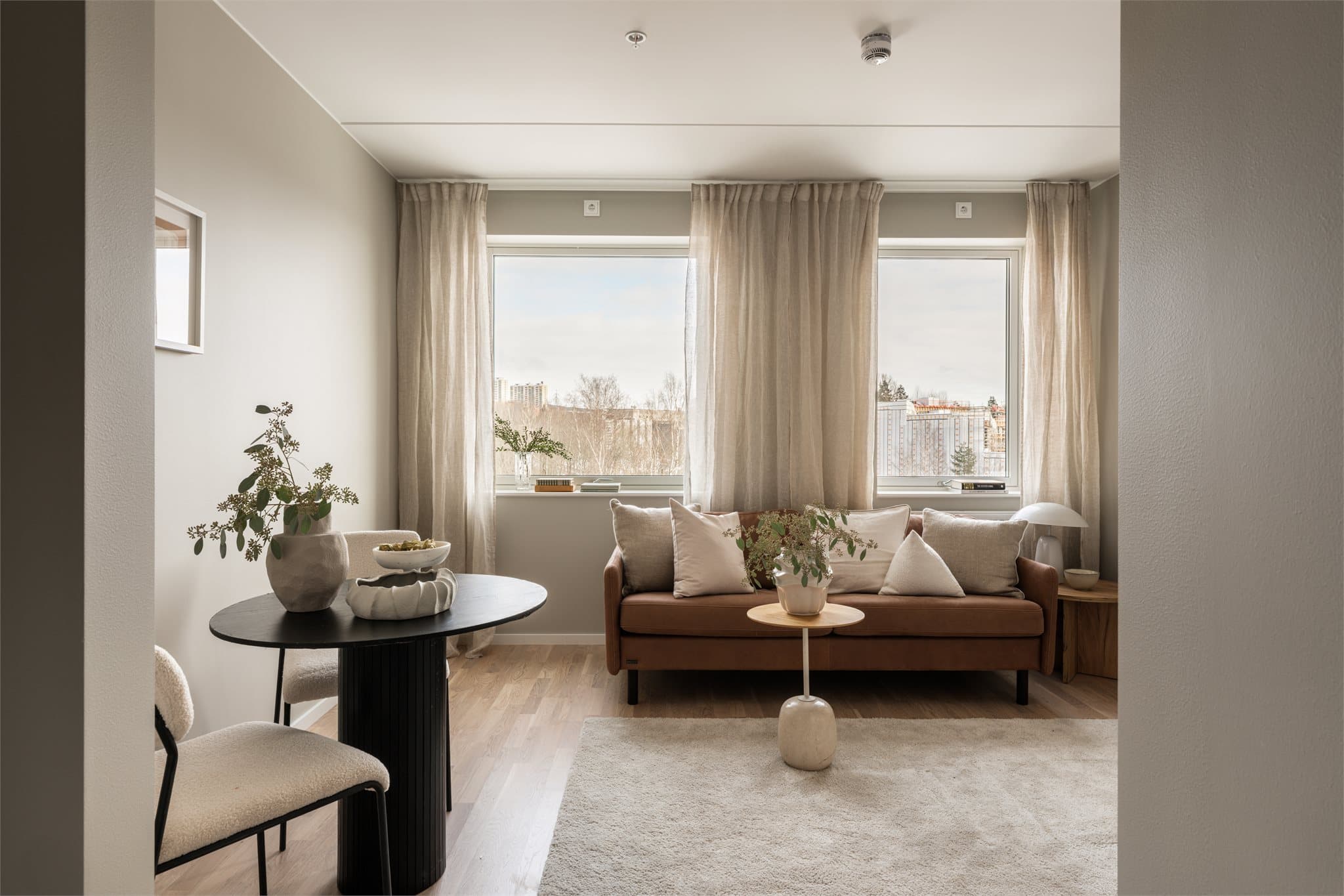 Leiligheten har en hybel på 19 m² med stue og kjøkkenkrok.