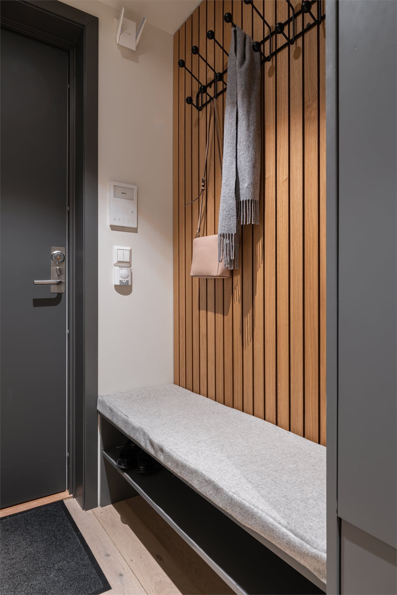 Lekre detaljer og god oppbevaringsplass.