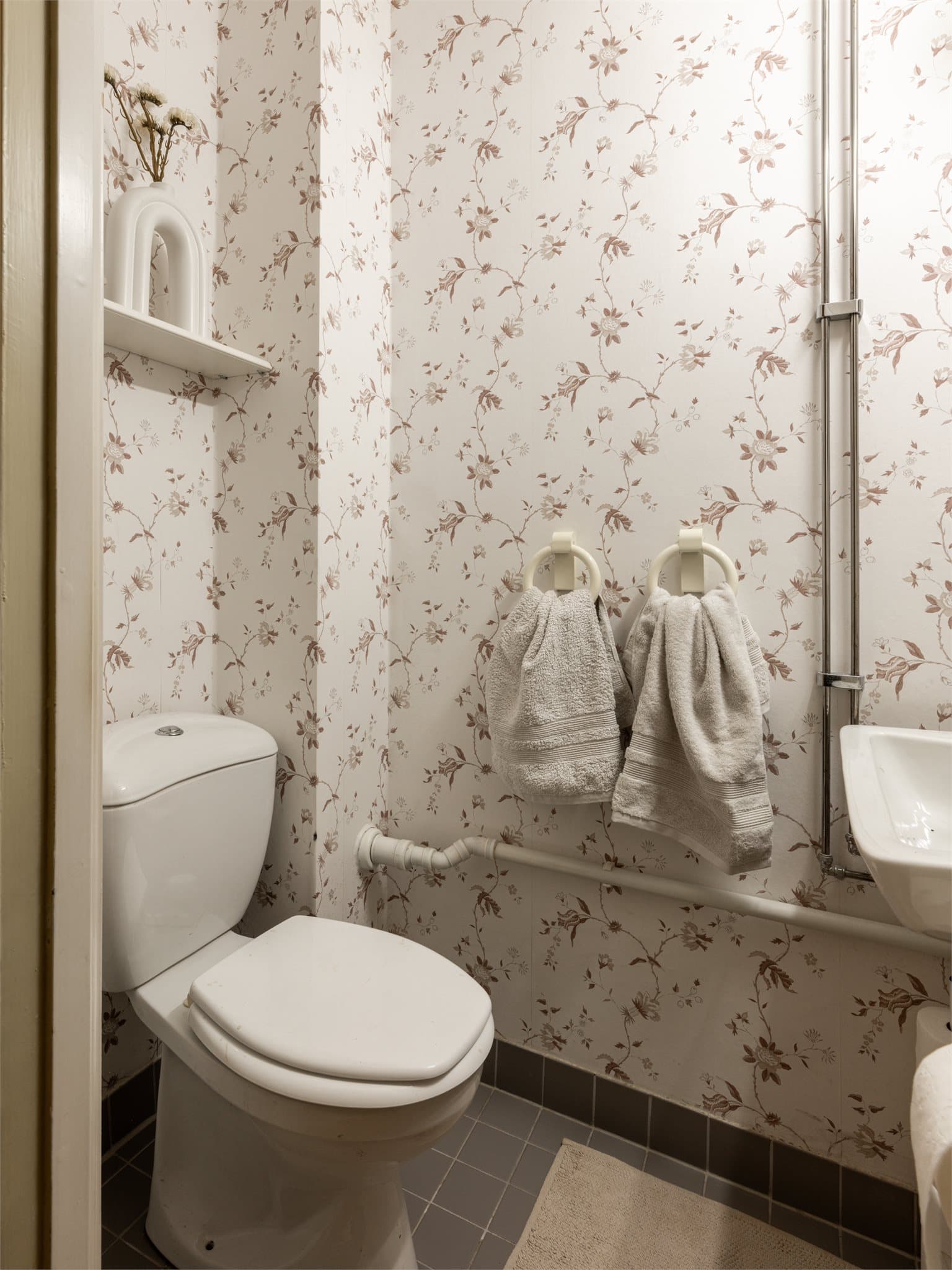 Separat toalettrom – en praktisk løsning i hverdagen.