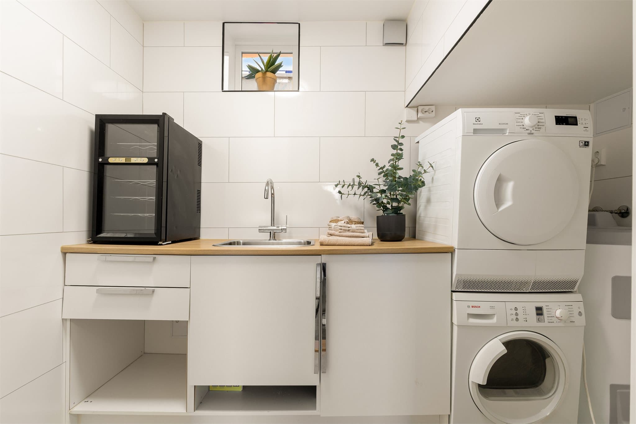 - Svært praktisk med eget vaskerom som måler 4,7m² -