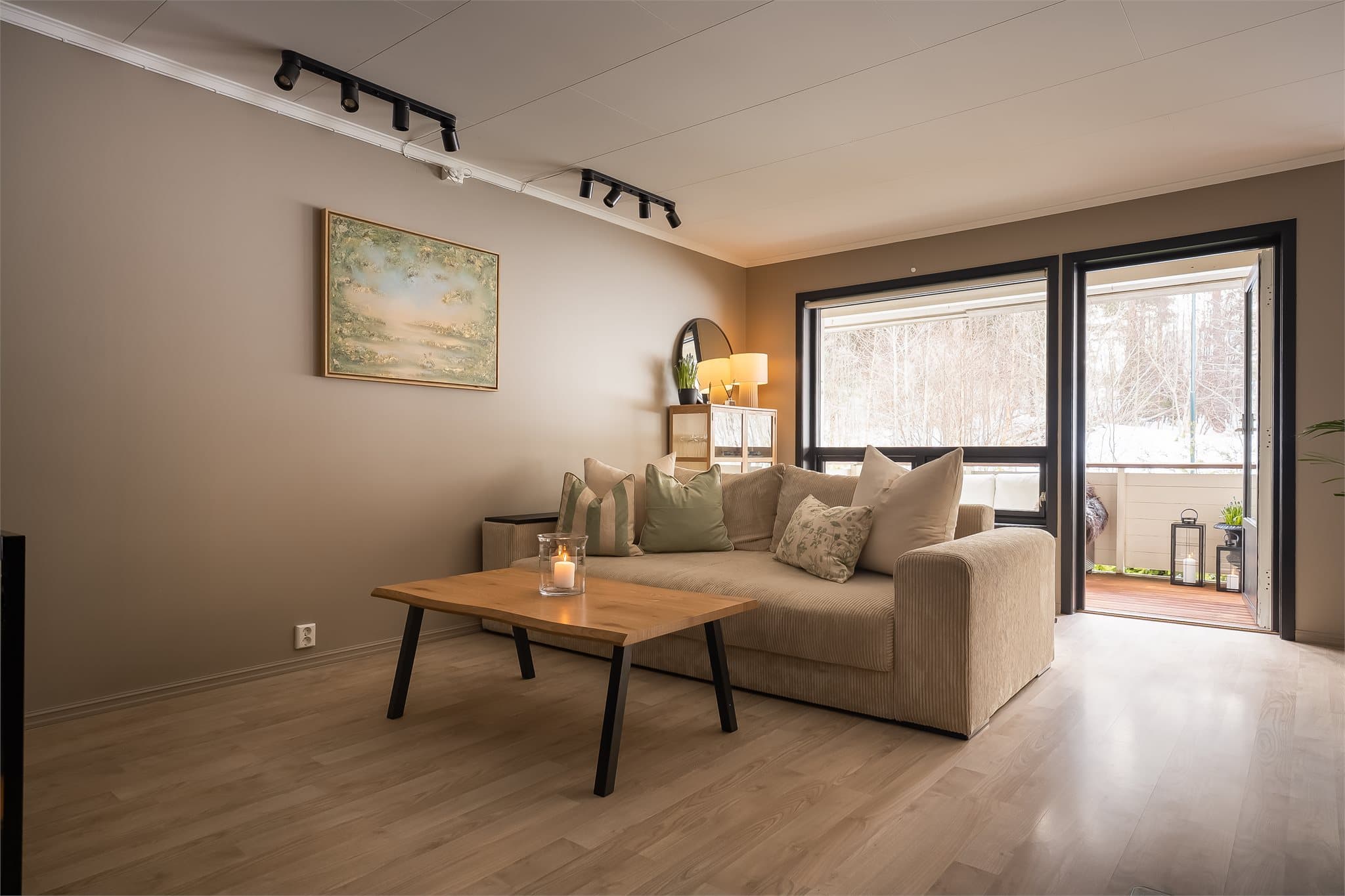 En lekker og stilren 3-roms selveierleilighet med attraktiv beliggenhet på Vikåsen.