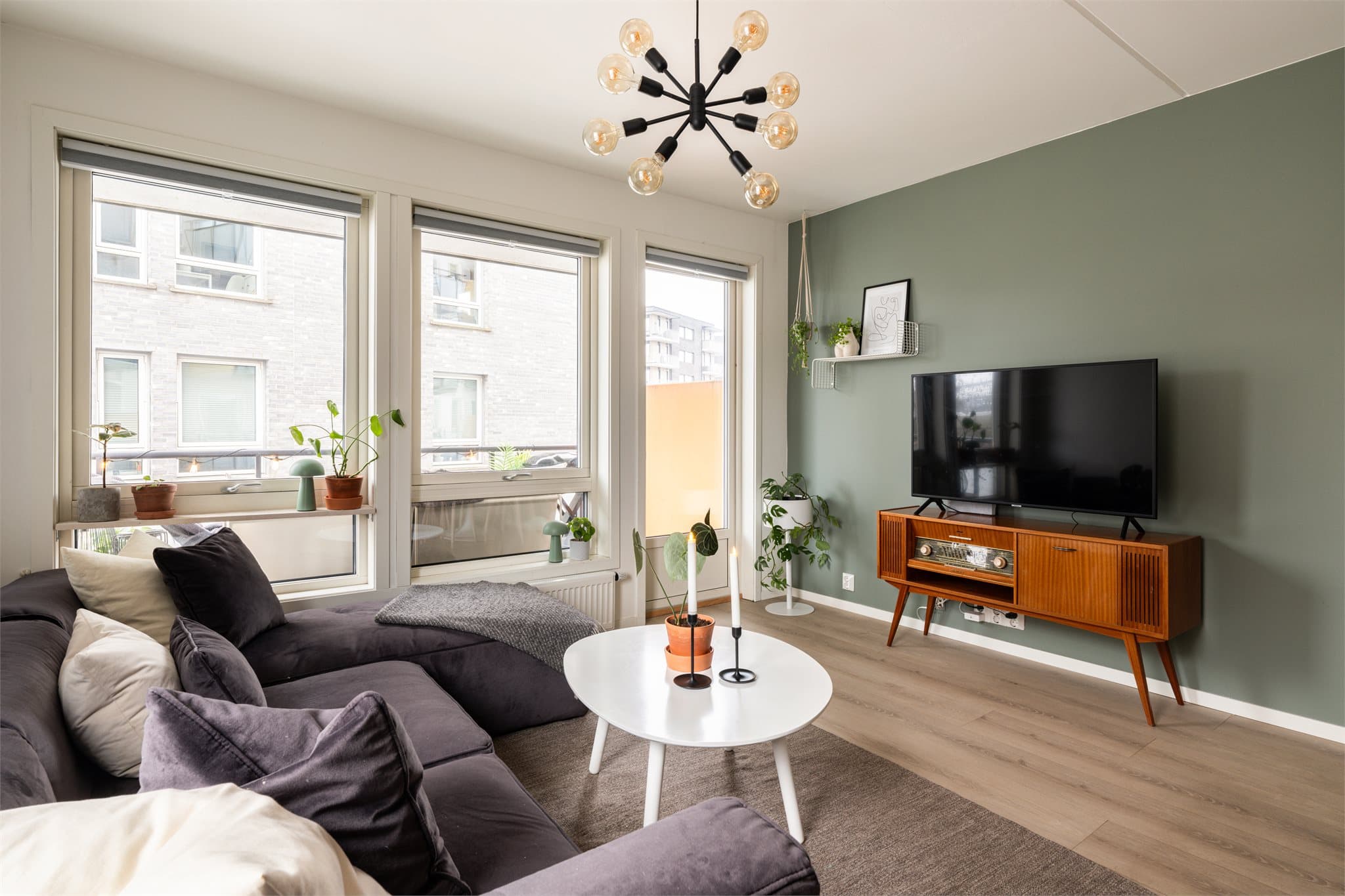 Leiligheten ble oppgradert i 2020 med blant annet nytt gulv.