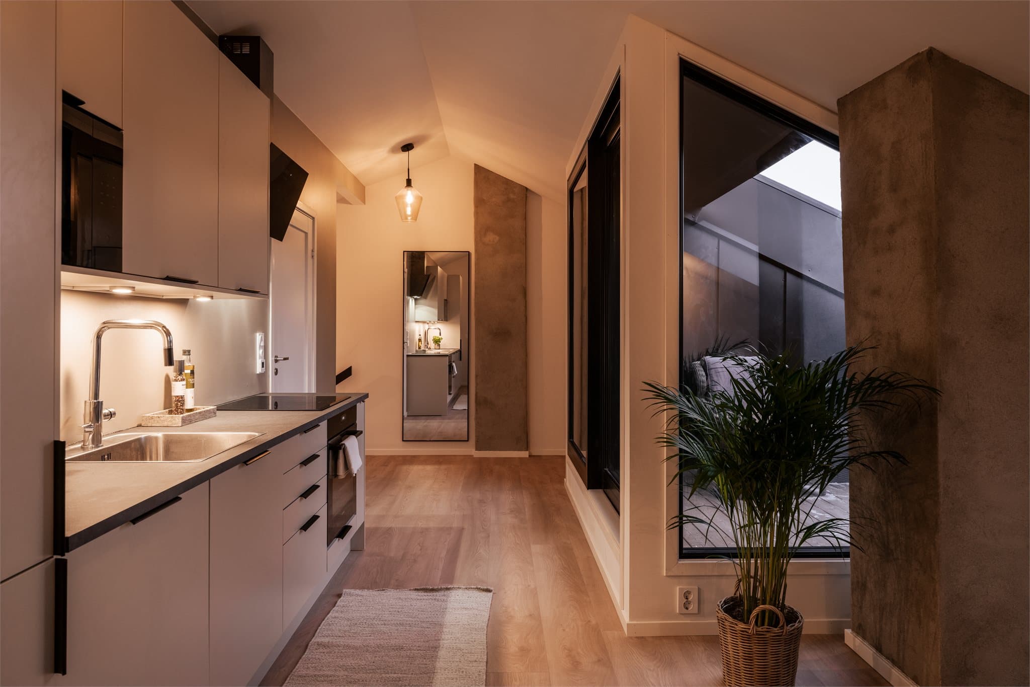 Emir Resulbegovic v. Emera Eiendomsmegling ønsker velkommen til Bernt Ankers gate 31!