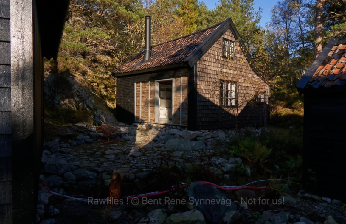 - Biblioteket - det andre huset som ble restaurert i Vassvika -