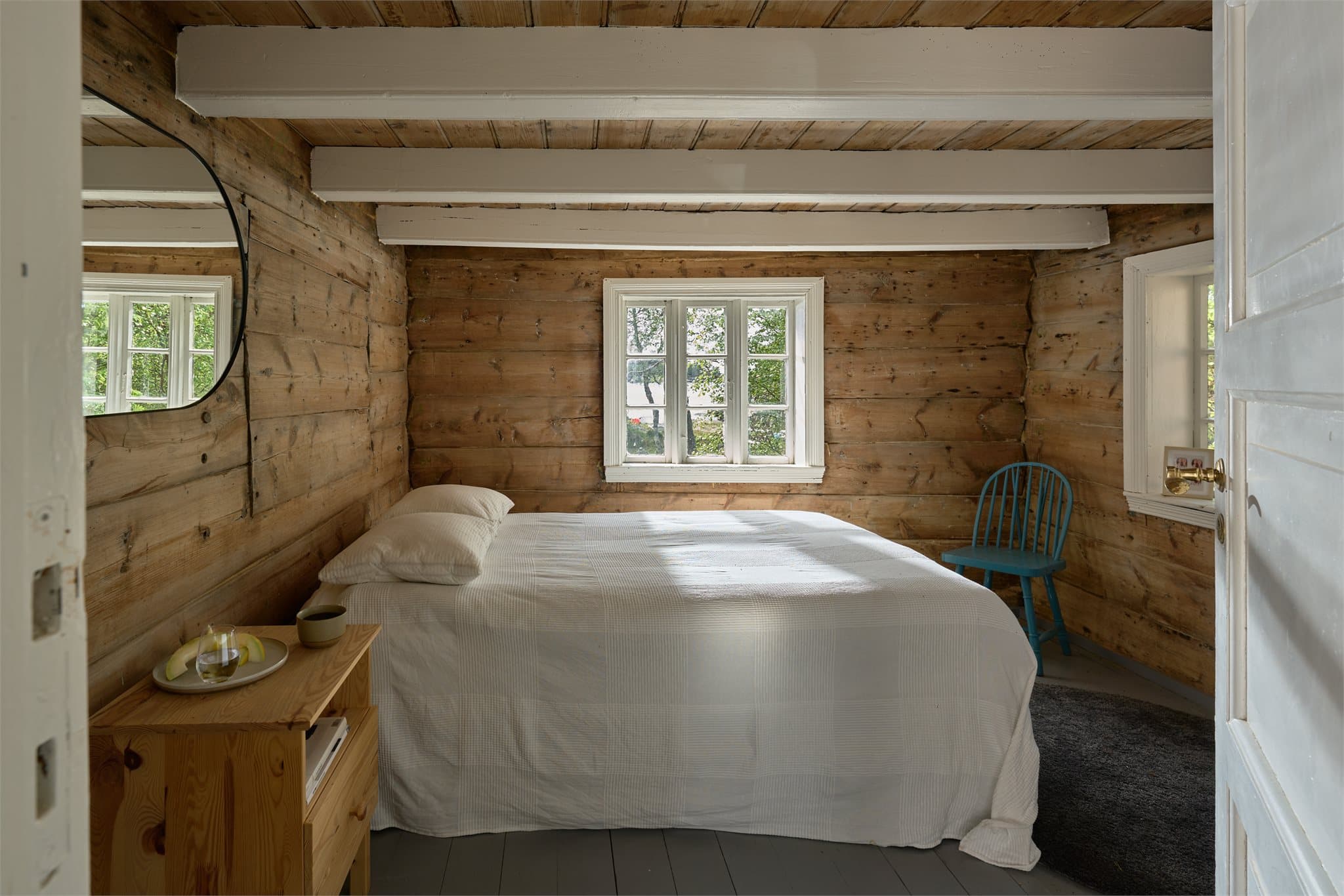 - Utsikt over havet fra soveromsvinduene gjør dette til et magisk sted å våkne opp -