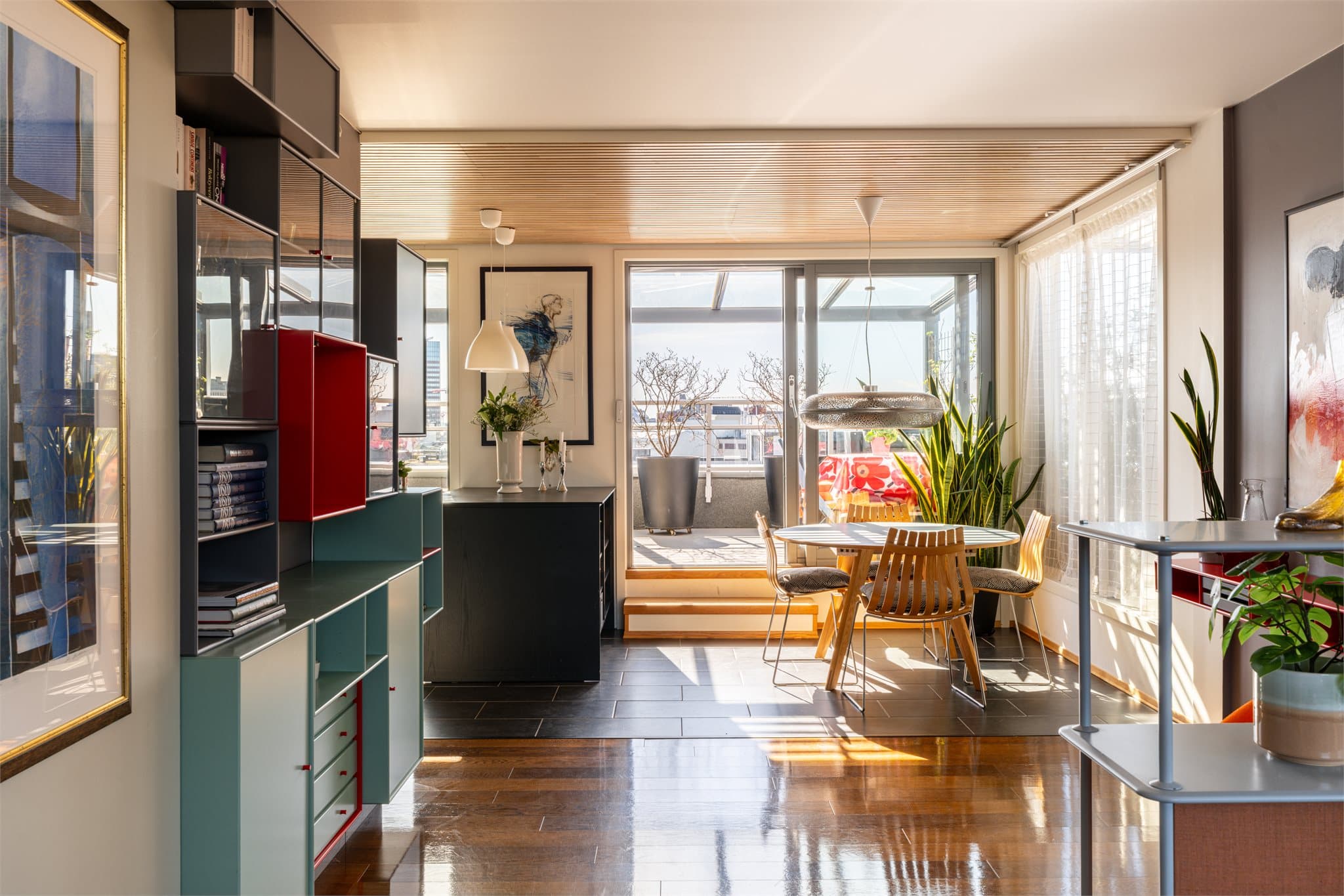 Velkommen til toppen av Wexels plass, og Herslebs gate 21. Presentert av Anya Martinsen og Christoffer Vindum v/Emera eiendomsmegling