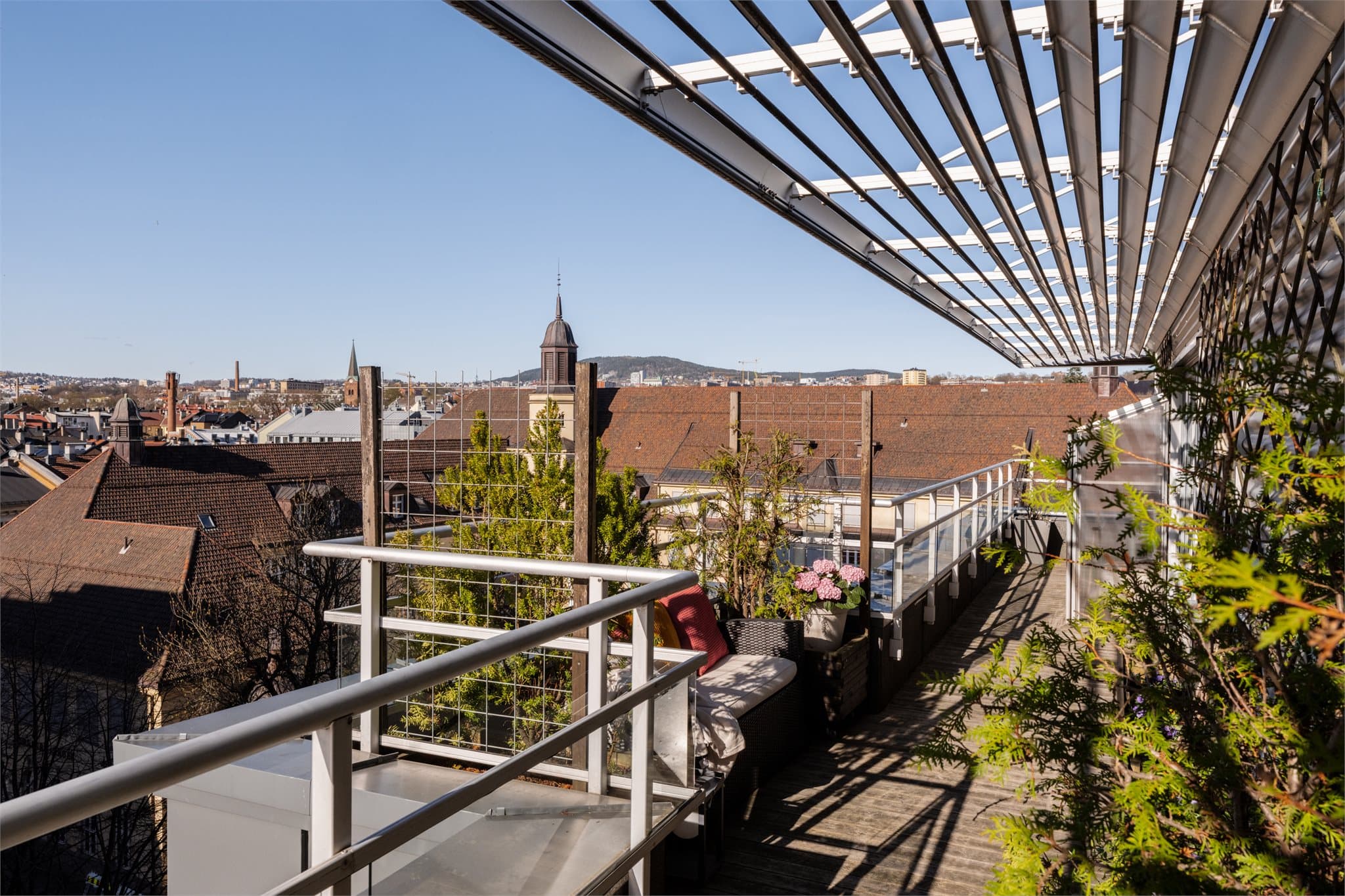 Jeg håper du som leser er glad i sol, for her finner du den så og si hele dagen.